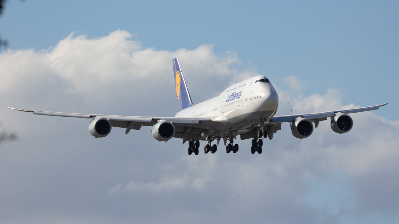 Full size: Lufthansa Boeing 747-8i D-ABYP at Miami International Airport