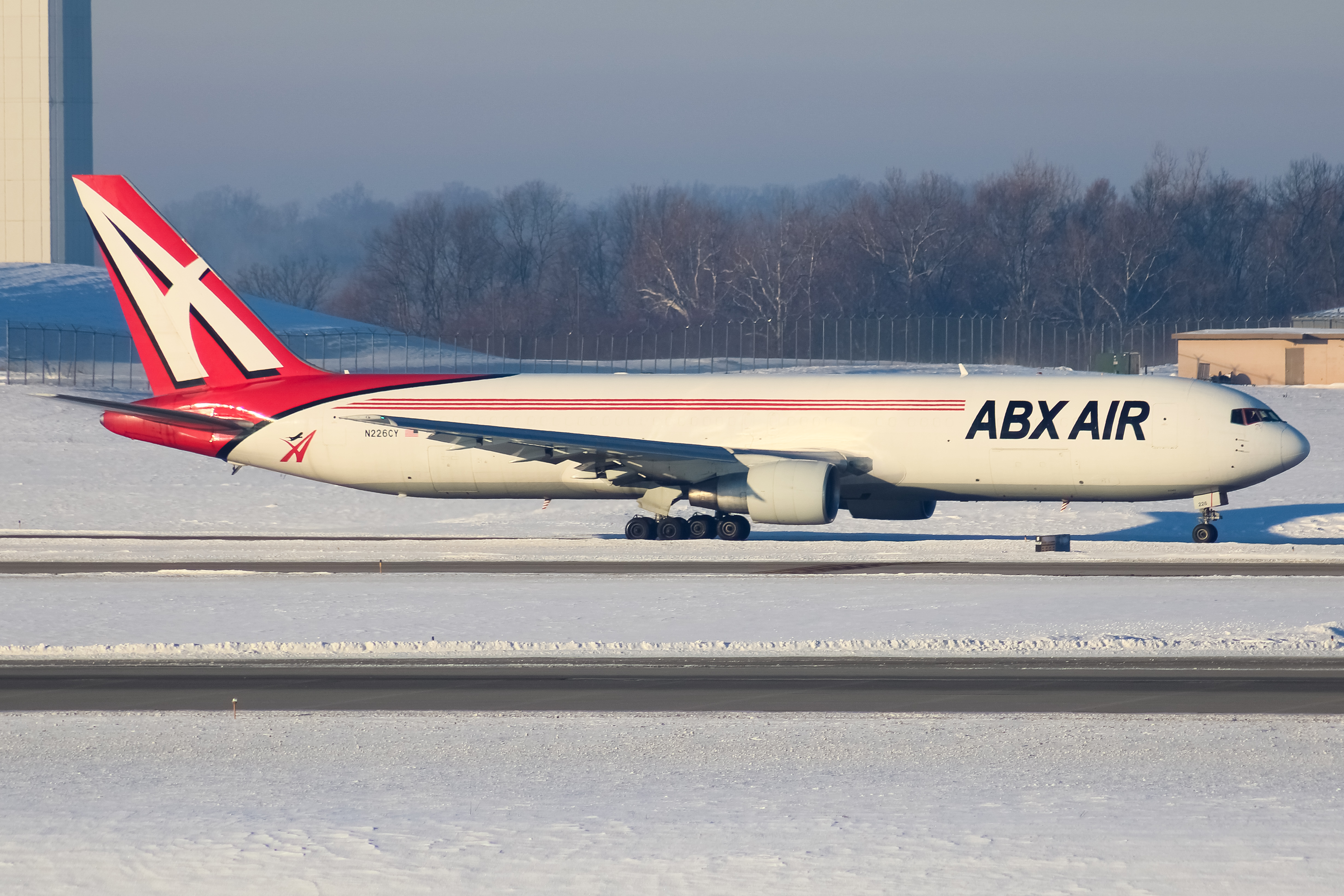 Full size: ABX Air Boeing 767-300F N226CY at Cincinnati/Northern Kentucky International Airport