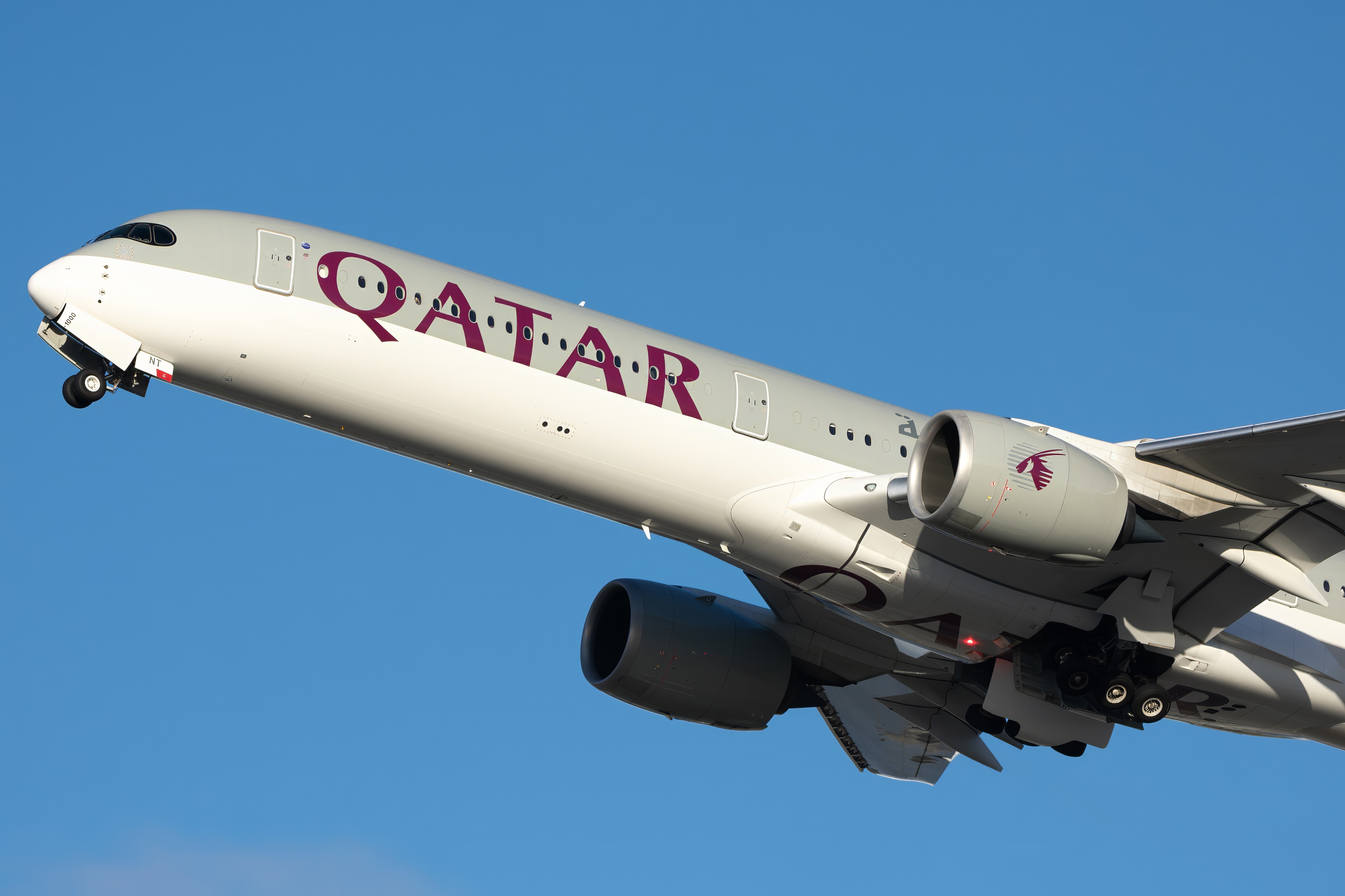 Full size: Qatar Airways Airbus A350-1000 A7-ANT at San Francisco International Airport