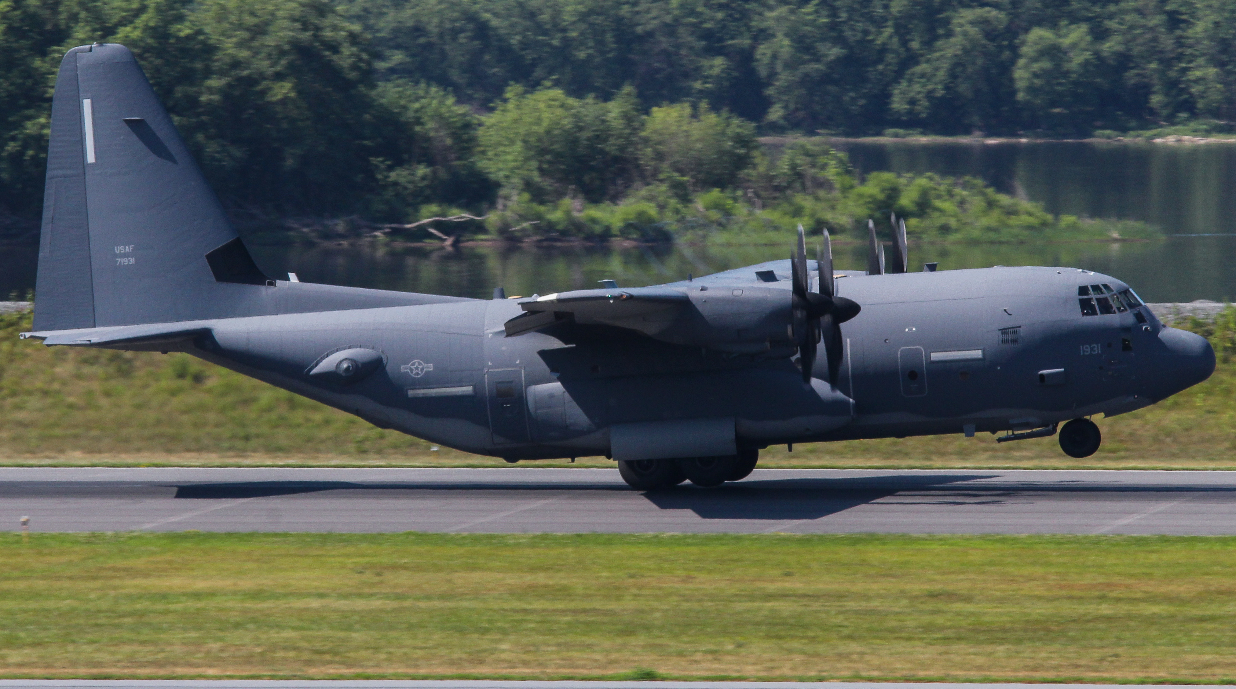 Full size: USAF - United States Air Force Lockheed EC130J Commando Solo II 97-1931 at Harrisburg International Airport