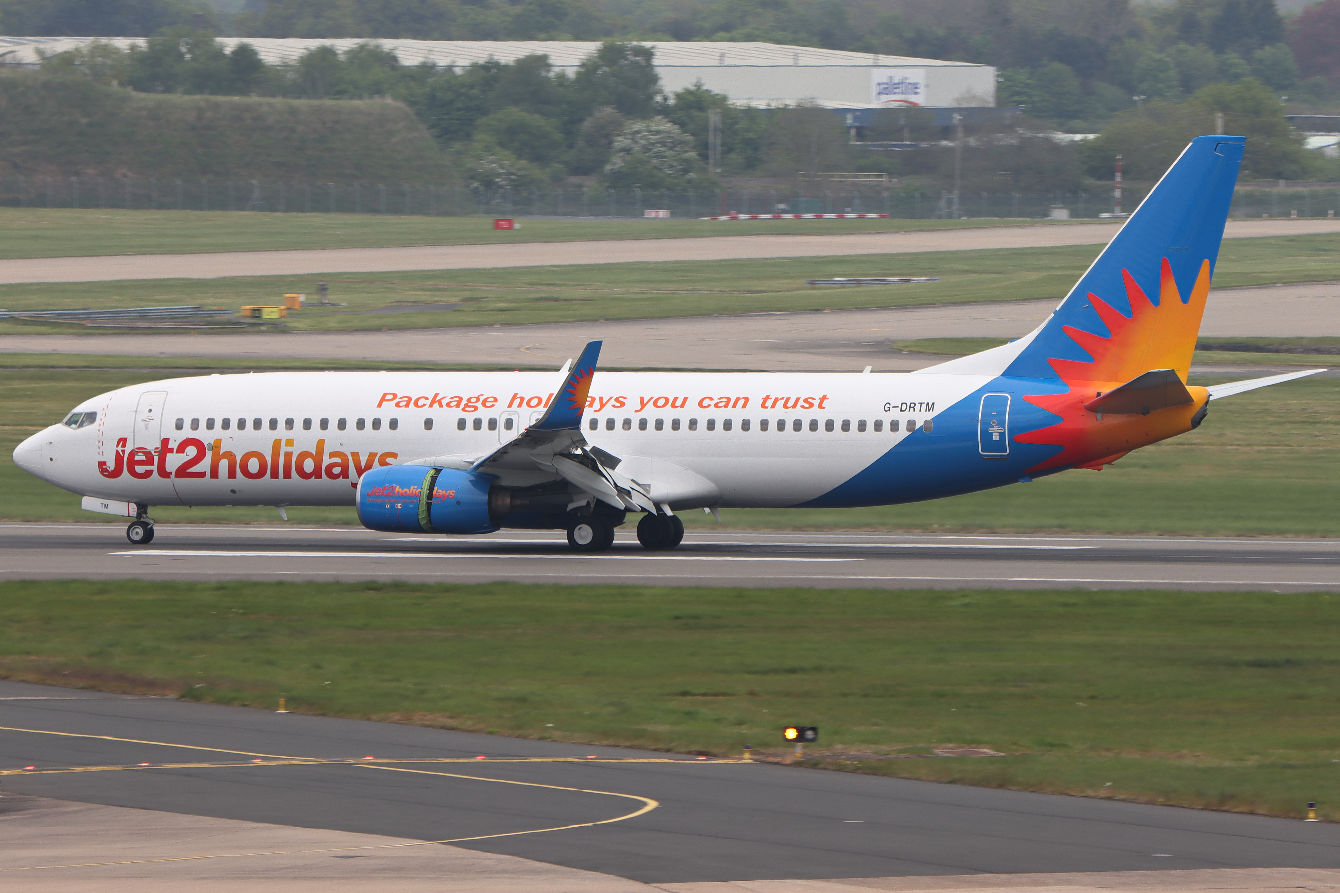 Full size: Jet2 Boeing 737-800 G-DRTM at Birmingham Airport