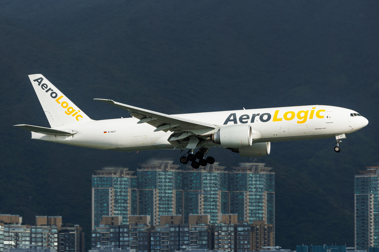 Full size: AEROLOGIC Boeing 777-F D-AALF at Hong Kong International Airport