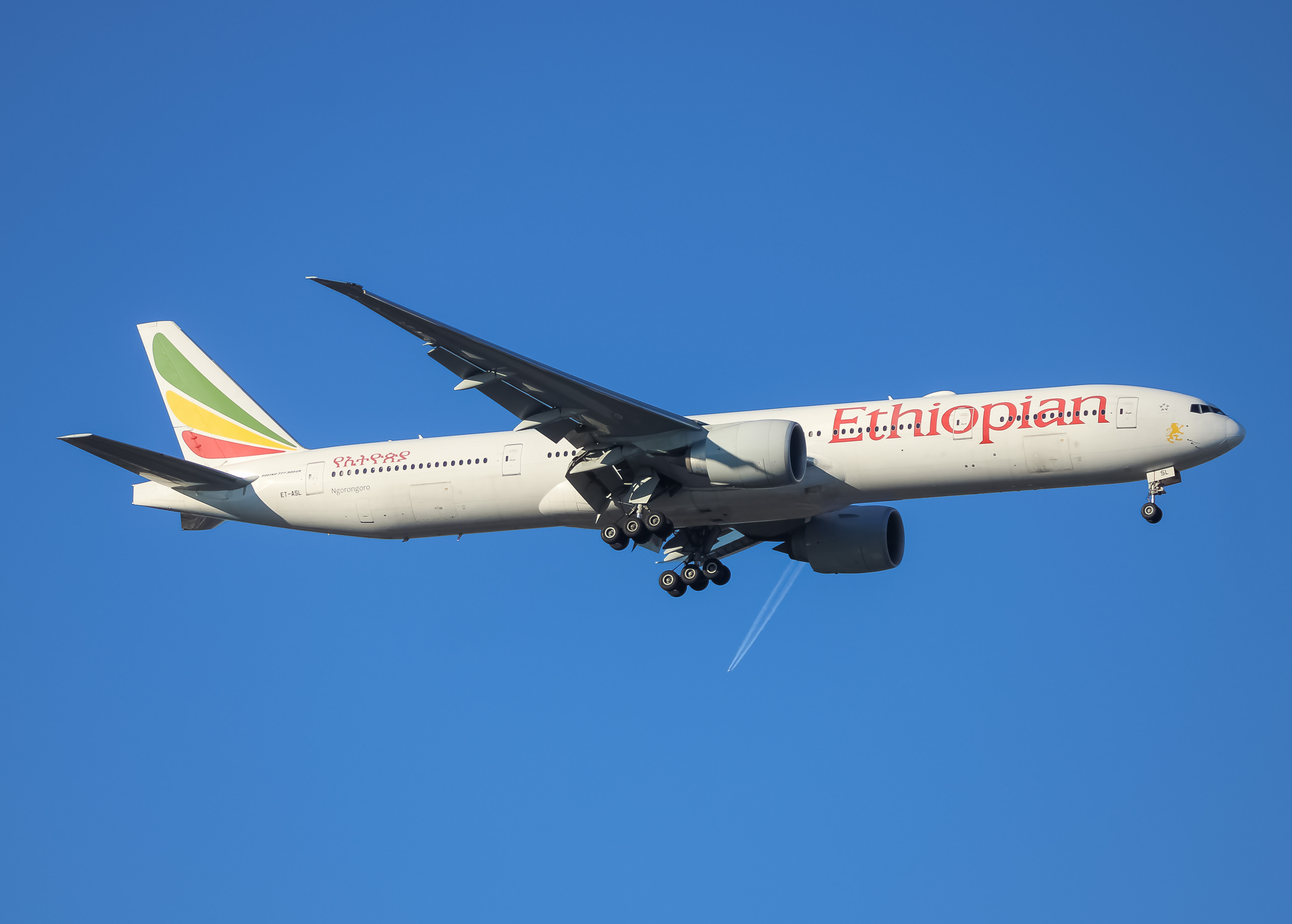 Full size: Ethiopian Airlines Boeing 777-300 ET-ASL at Washington Dulles International Airport