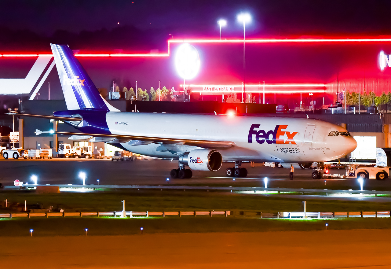 Full size: FedEx Airbus A300F-600 N745FD at Cleveland-Hopkins International Airport