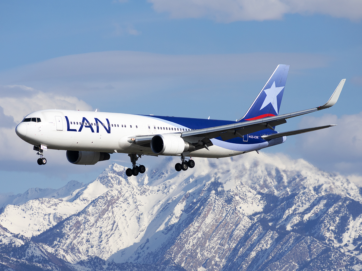 Full size: Latam Boeing 767-300 CC-CXK at Salt Lake City International Airport