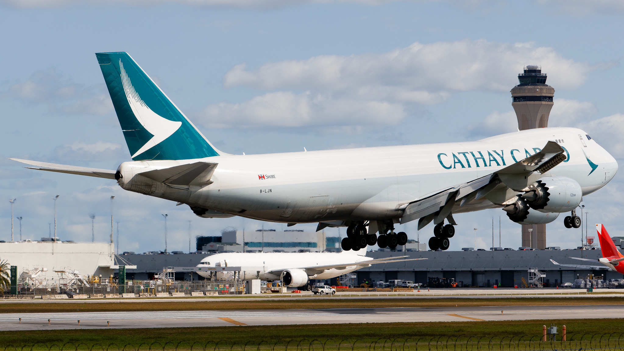 Full size: Cathay Pacific Cargo Boeing 747-8F B-LJN at Miami International Airport