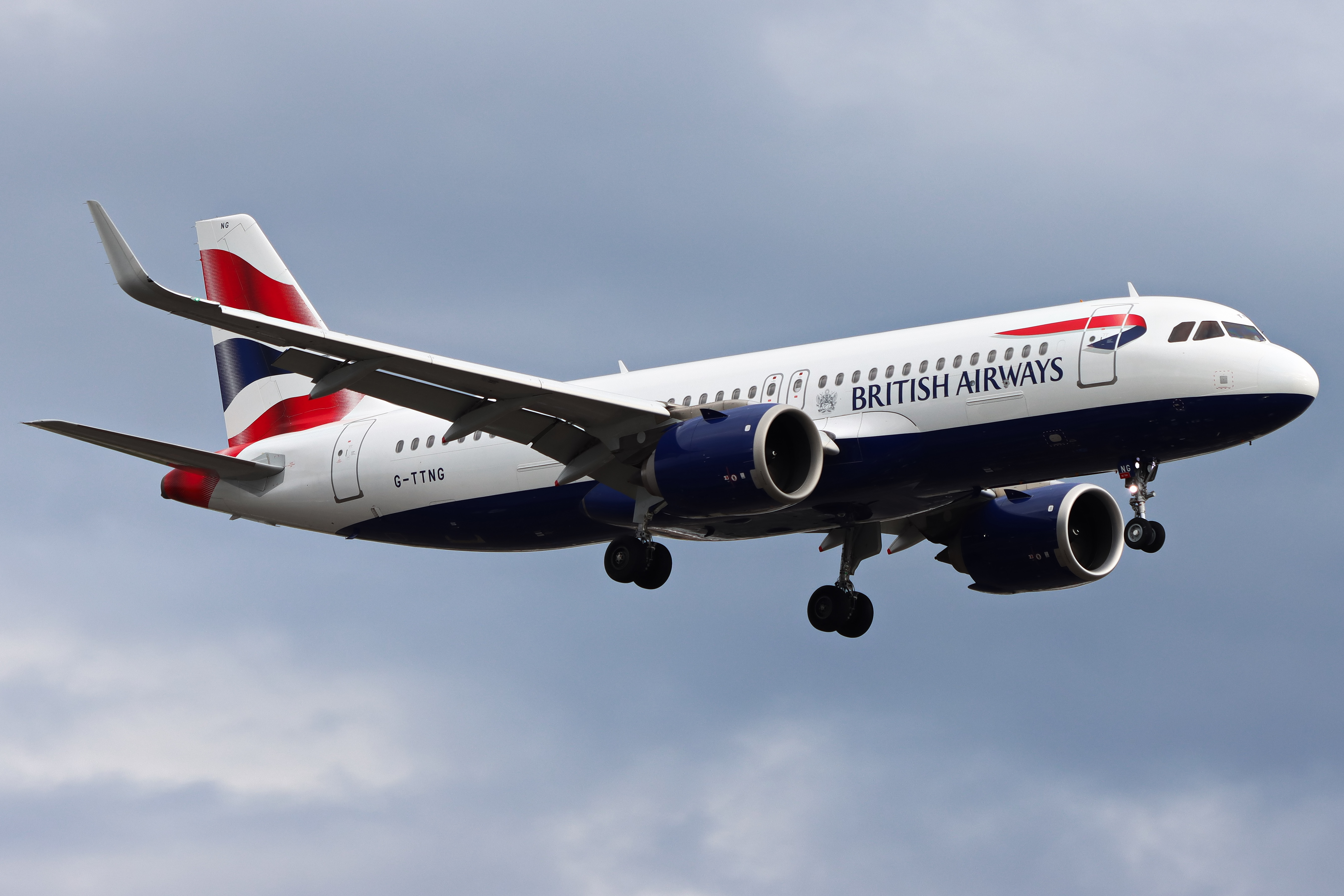 Full size: British Airways Airbus A320NEO G-TTNG at London Heathrow International Airport