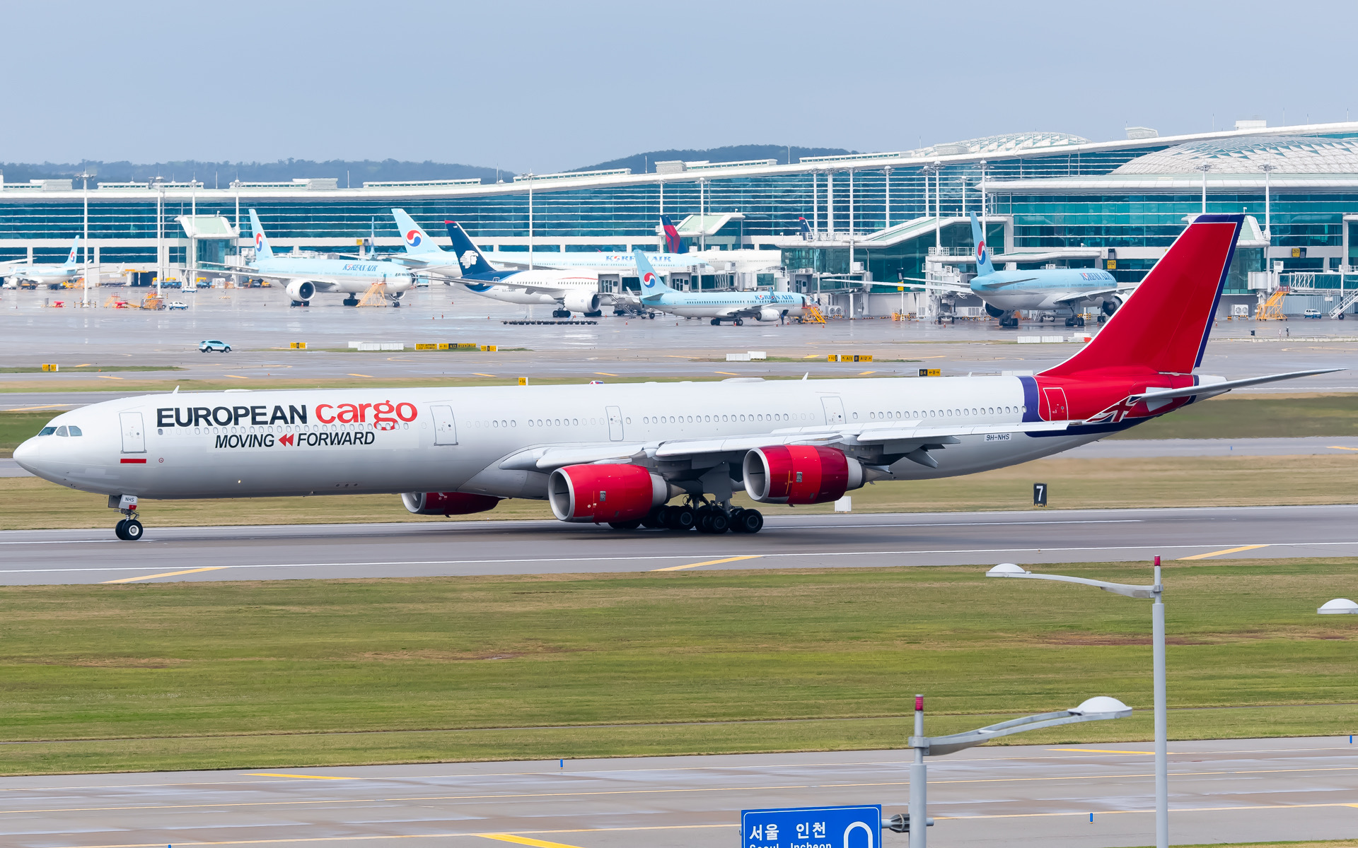 Full size: Maleth Aero Airbus A340-600 9H-NHS at Seoul-Incheon International Airport