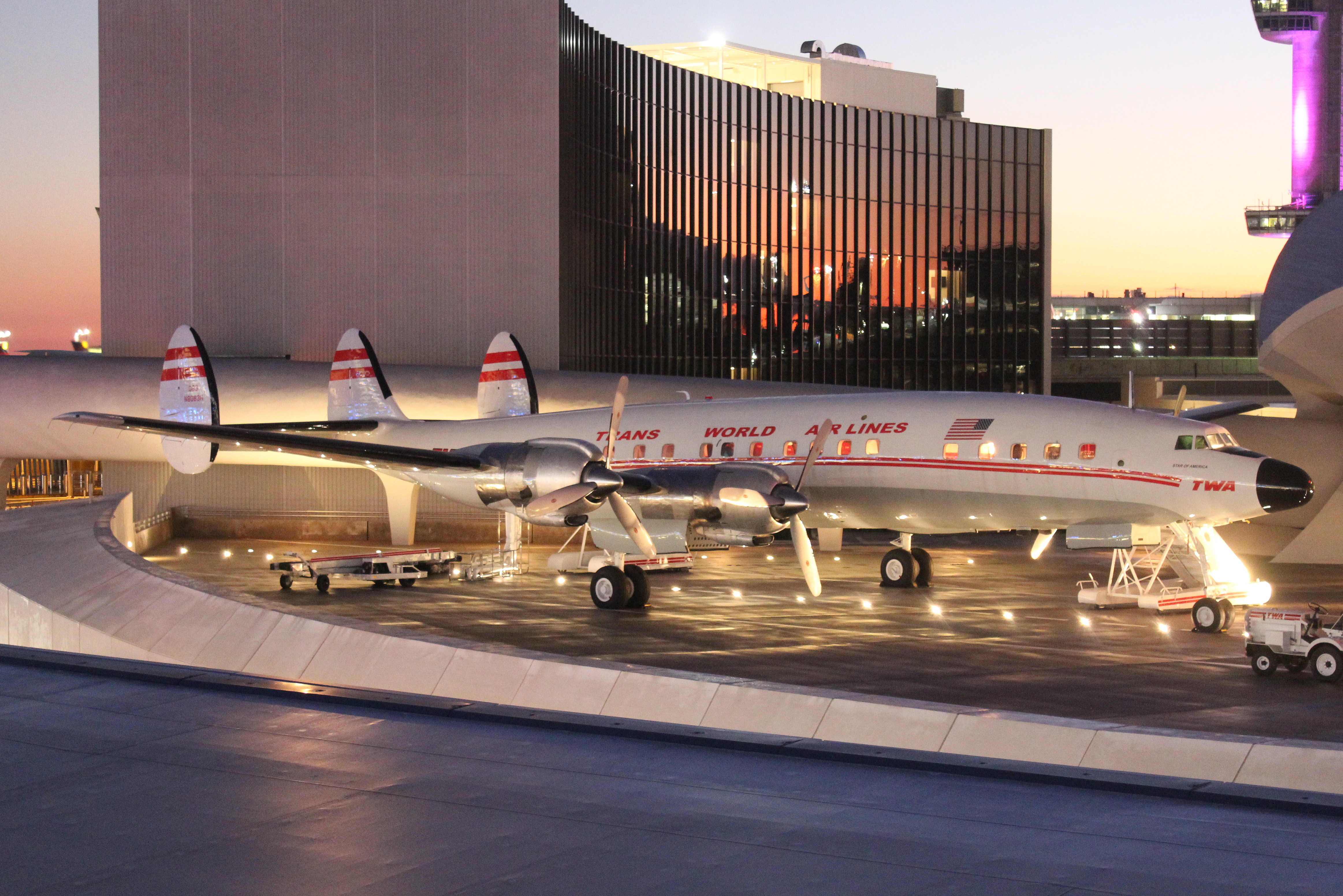 Full size: Trans World Airlines Lockheed L1649 Starliner N8083H at John F. Kennedy International Airport