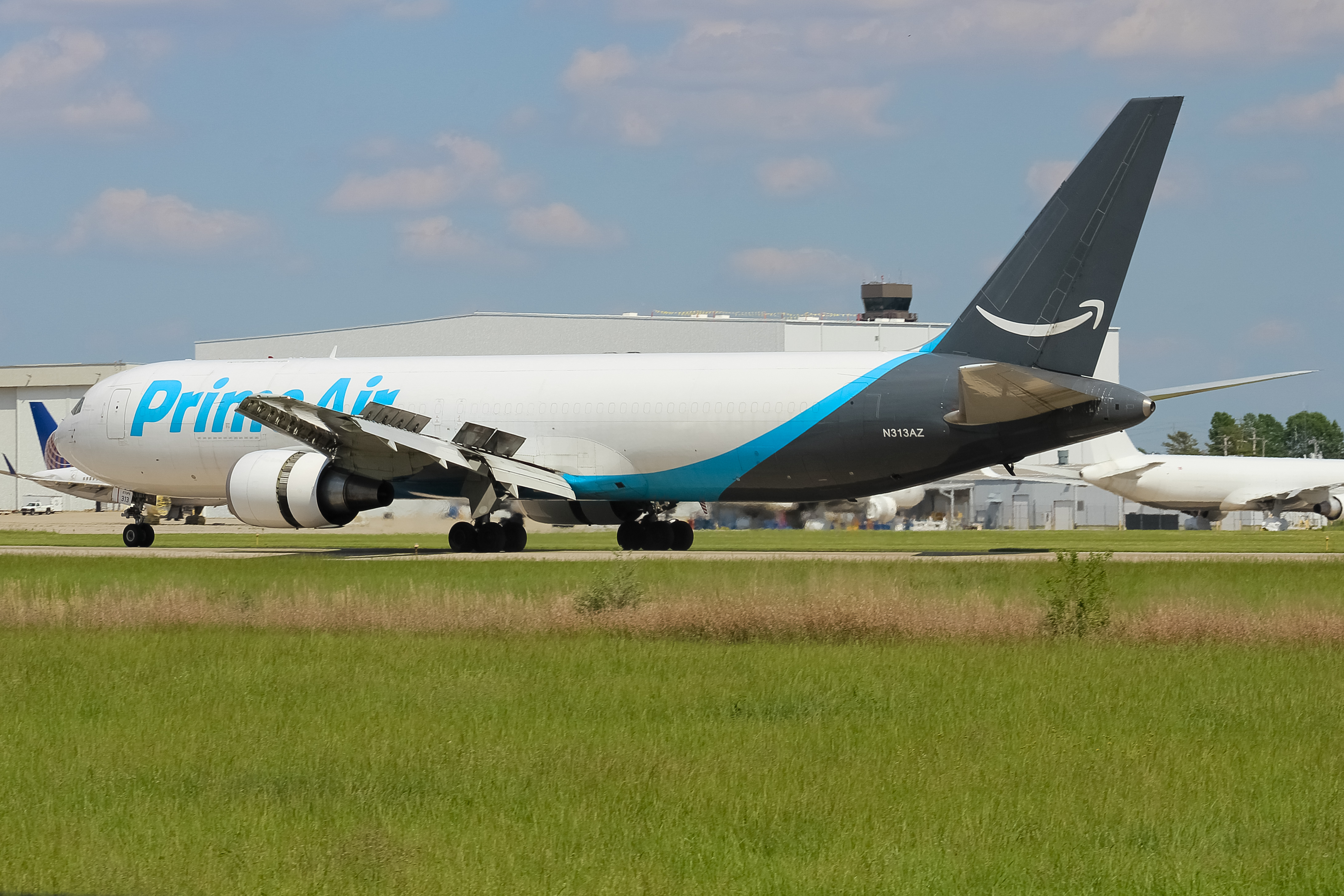 Full size: Prime Air Boeing 767-300 N313AZ at Wilmington Air Park