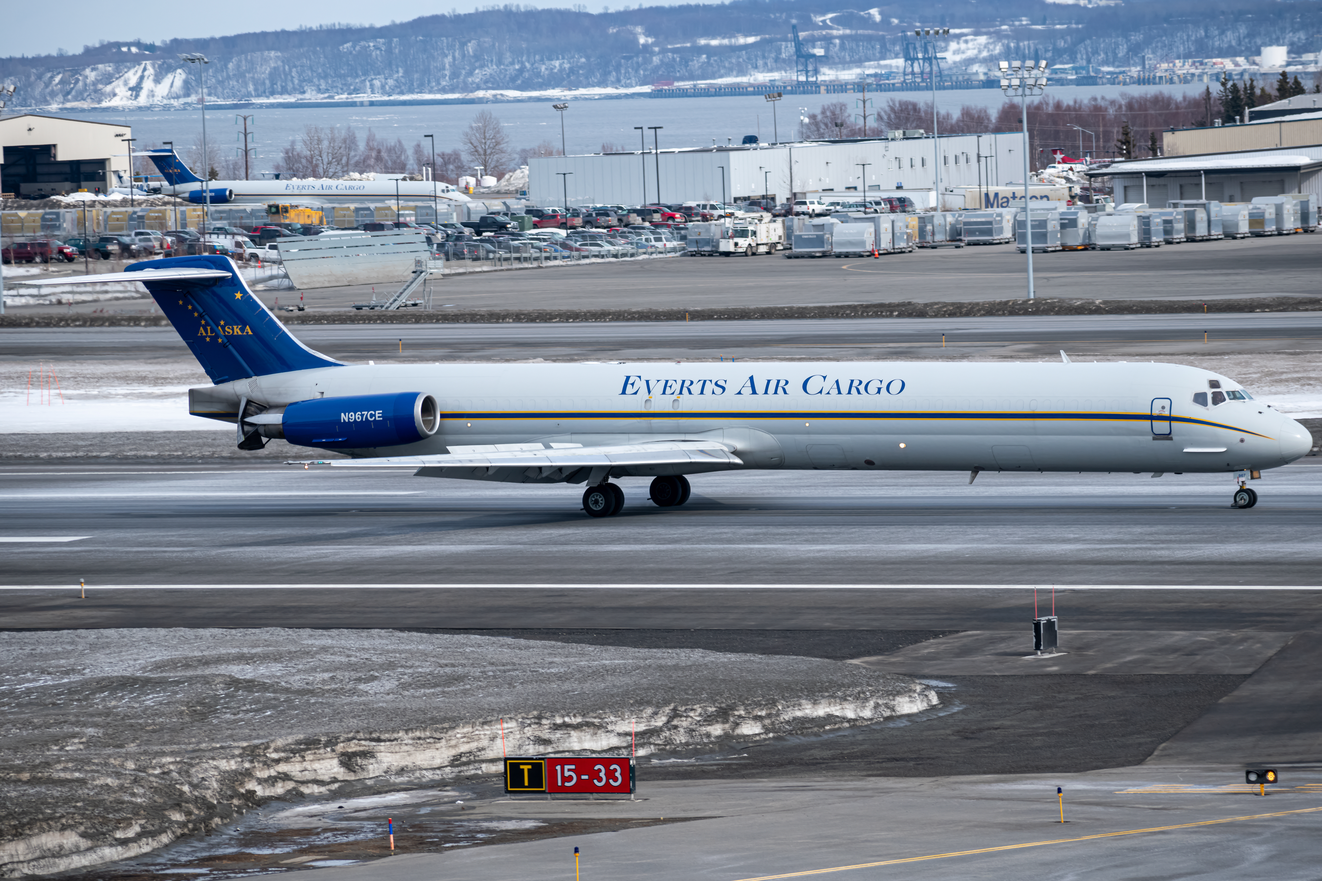 Full size: Everts Air Cargo McDonnell Douglas MD-83 N967CE at Anchorage Ted Stevens International Airport