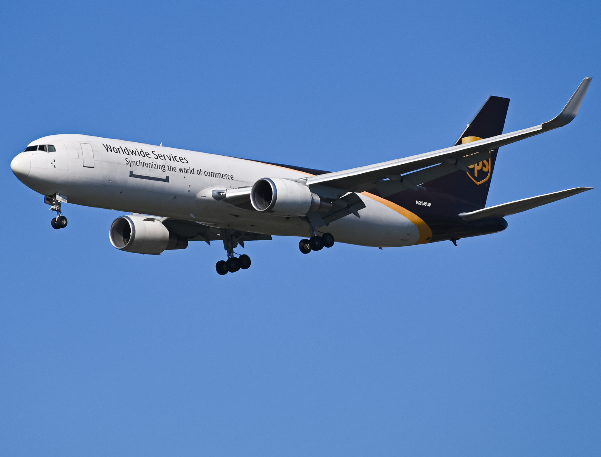 Full size: United Parcel Service Boeing 767-300F N358UP at San Diego International Airport