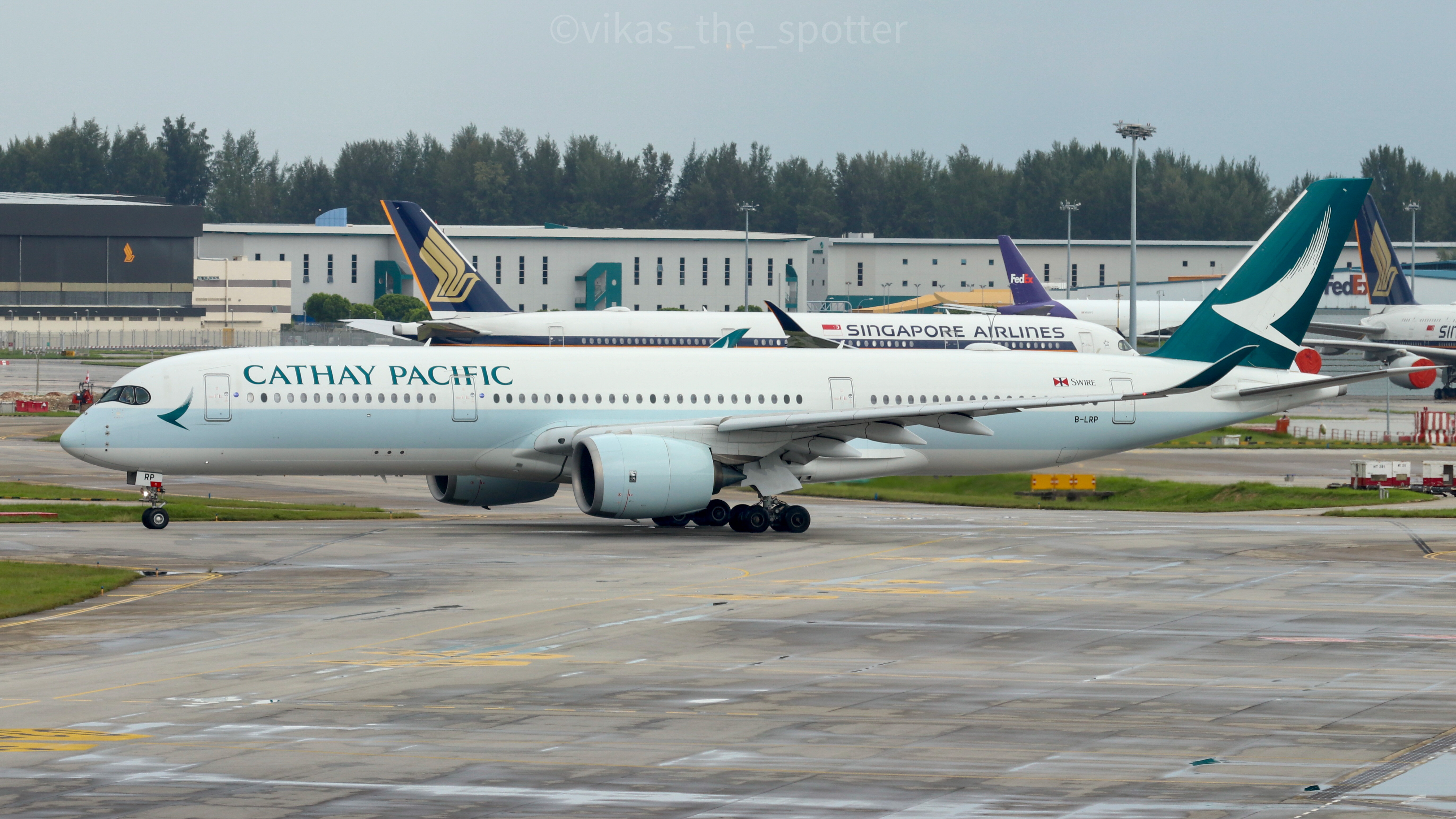 Full size: Cathay Pacific Airbus A350-900 B-LRP at Singapore-Changi Airport