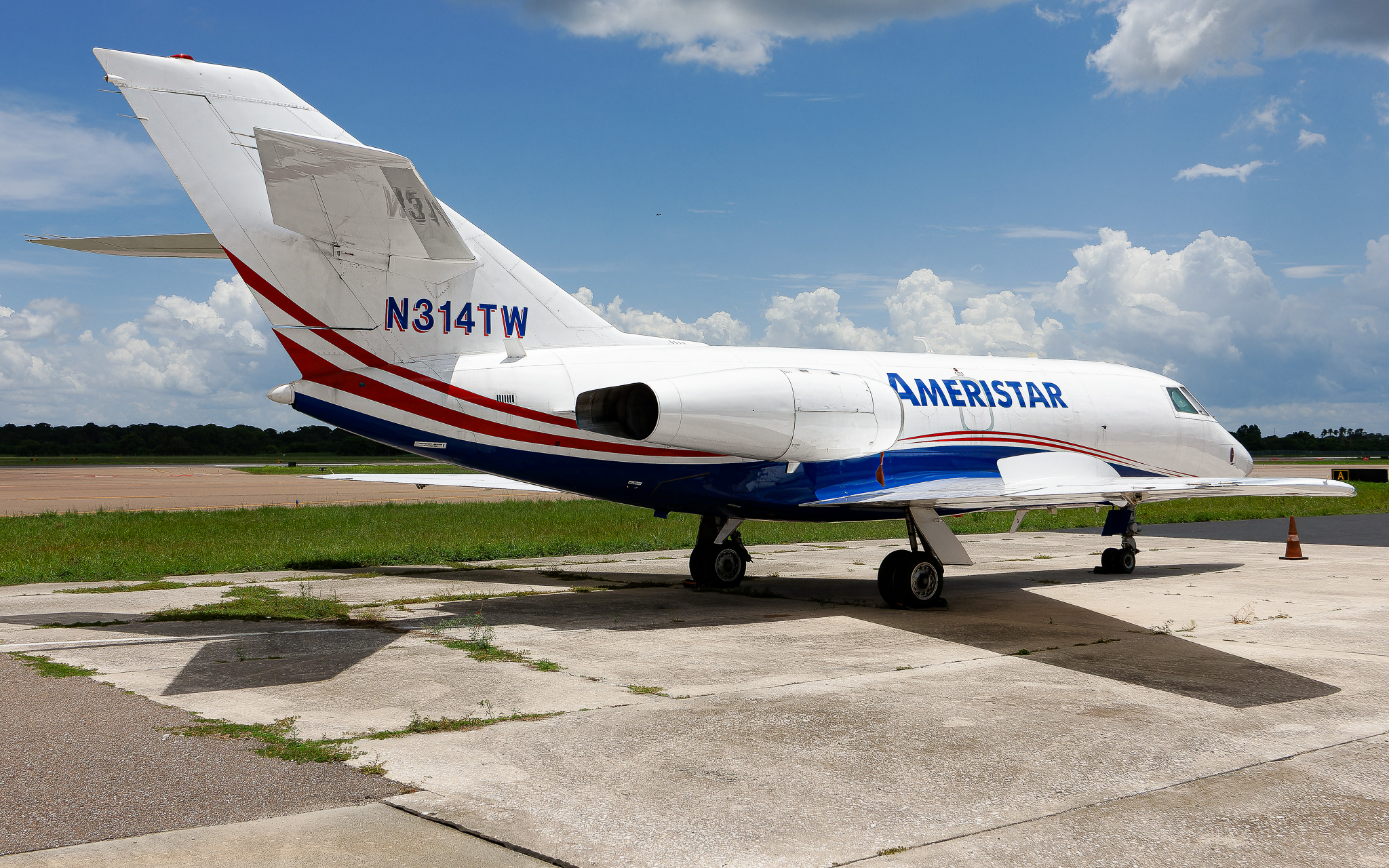 Full size: Ameristar Air Cargo Dassault Falcon 20F N314TW at St. Petersburg Clearwater International Airport