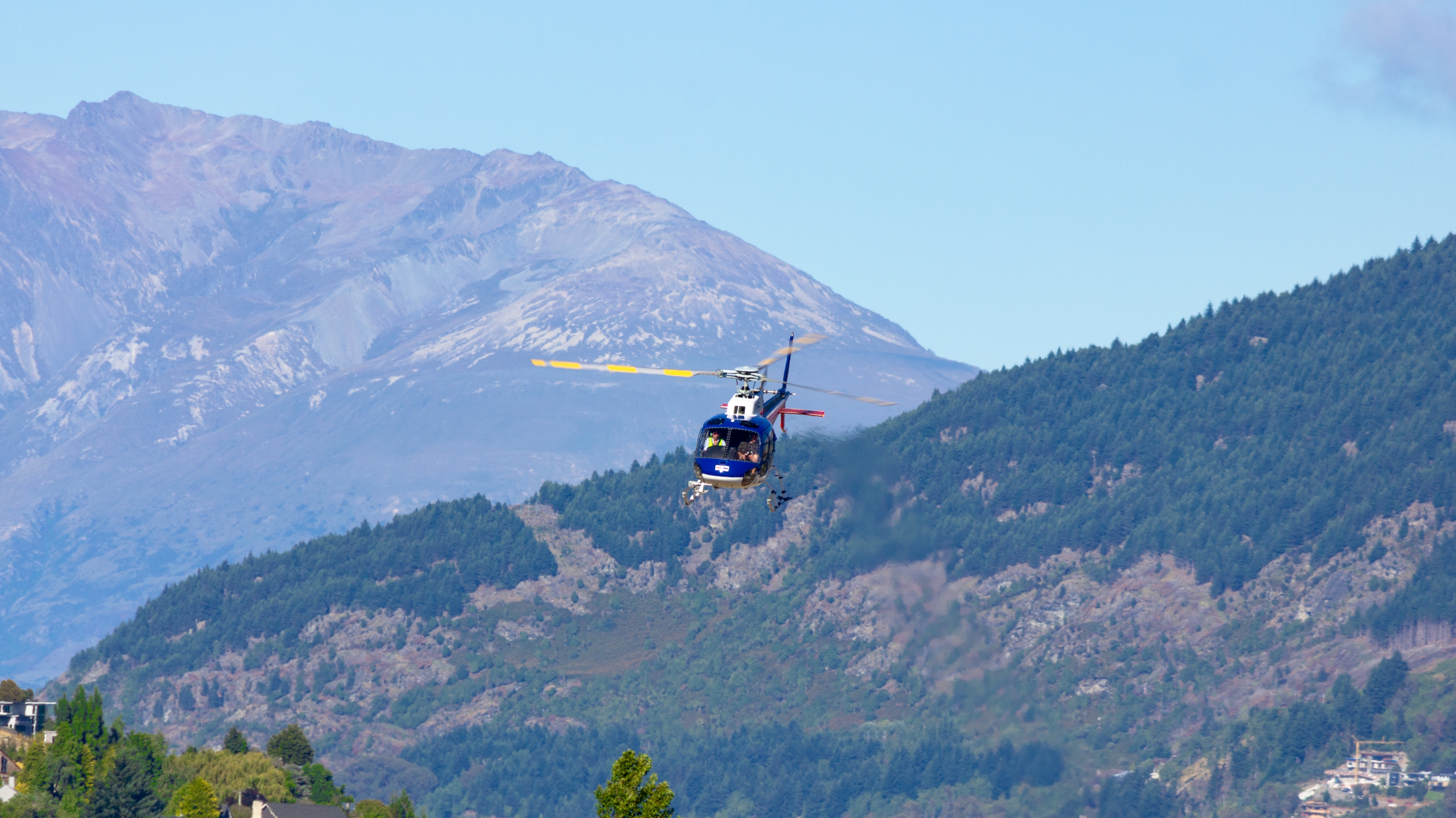 Full size: The Helicopter Line Airbus Helicopters H125  ZK-HAE at Queenstown Airport