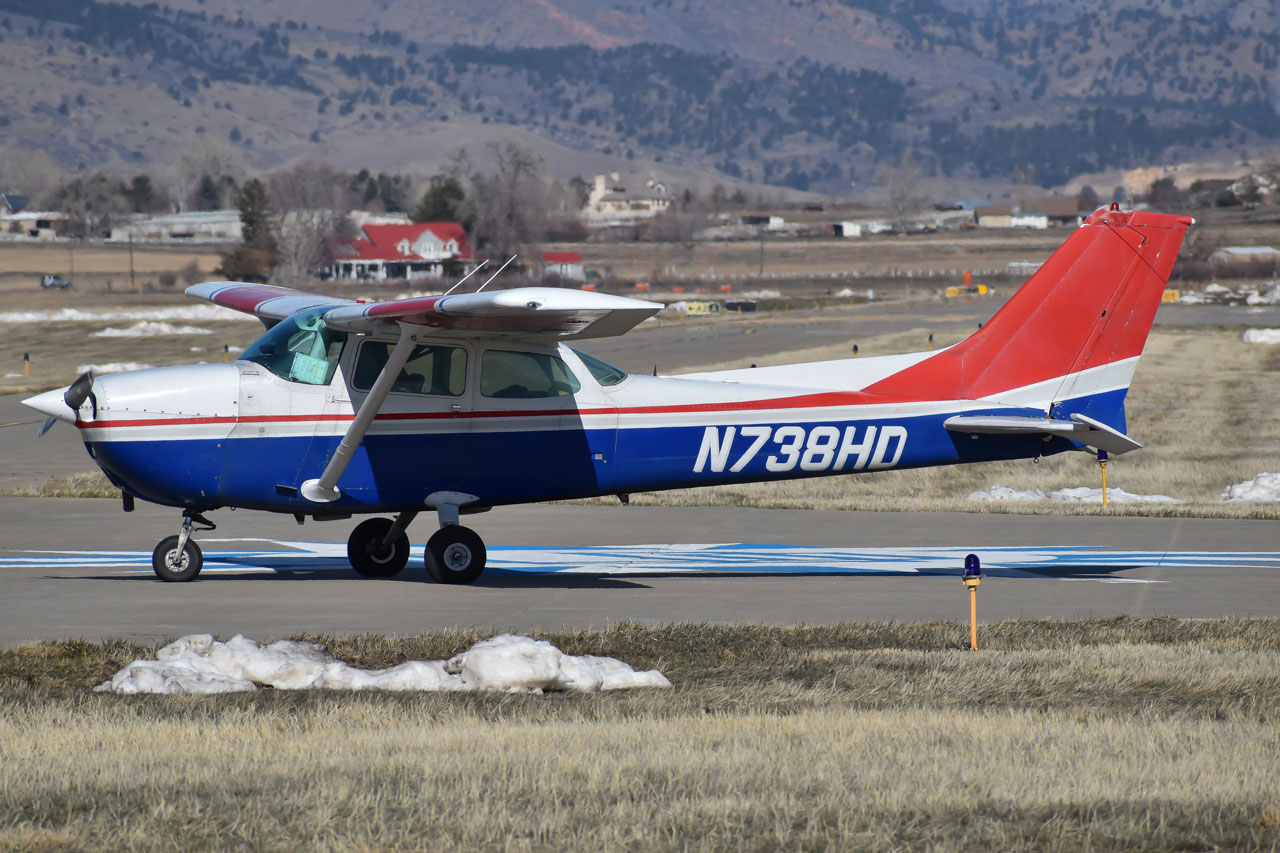 Full size: PRIVATE Cessna 172 N738HD at Vance Brand Airport