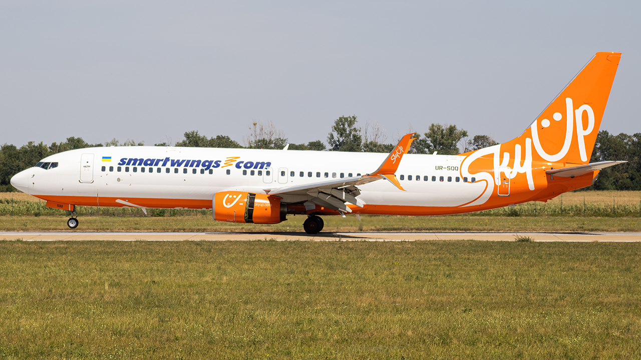 Full size: SmartWings Airlines Boeing 737-800 UR-SQQ at Bratislava M. R. Stefanik Airport