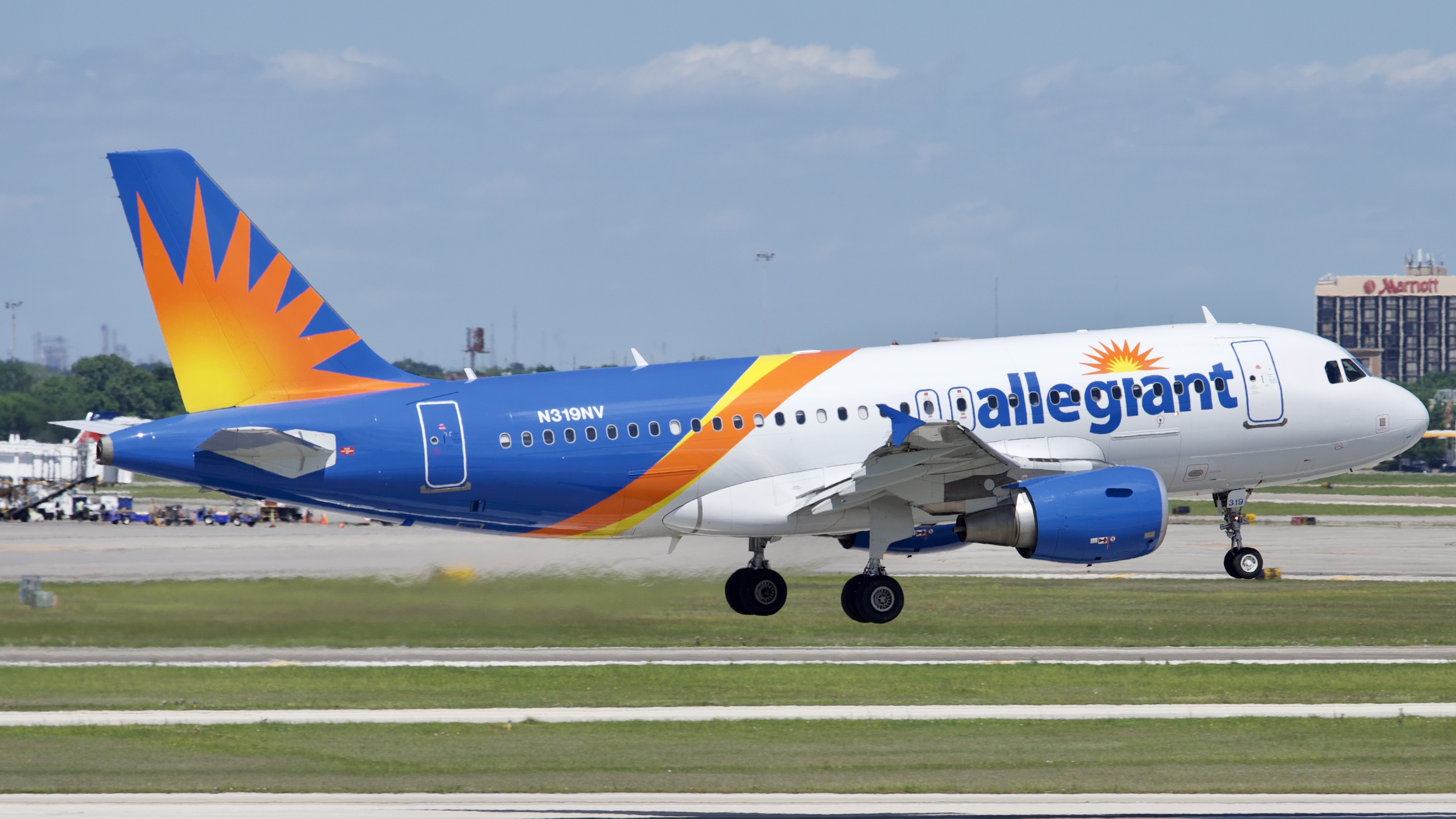 Full size: Allegiant Air Airbus A319 N319NV at William P Hobby Airport