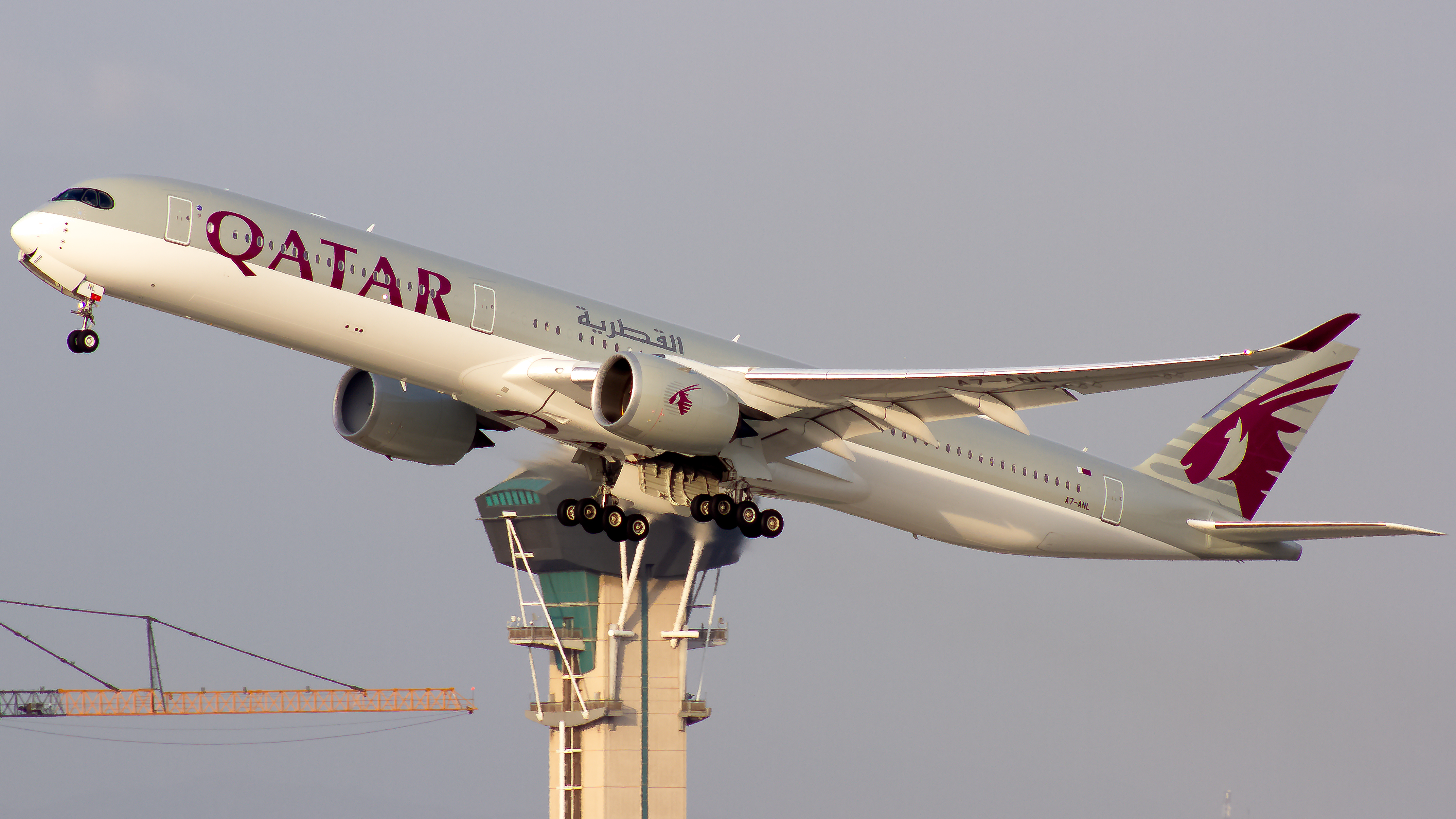 Full size: Qatar Airways Airbus A350-1000 A7-ANL at Los Angeles International Airport