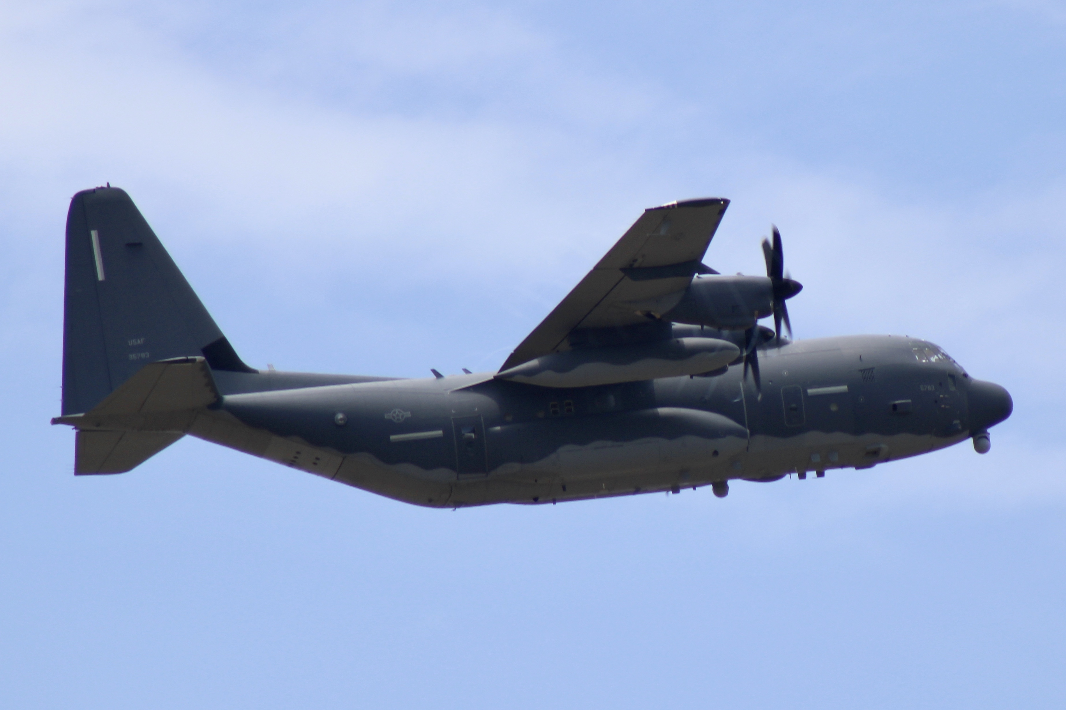 Full size: USAF - United States Air Force Lockheed C-130 Hercules 13-5783 at Eglin Air Force Base/Destin-Fort Walton Beach Airport