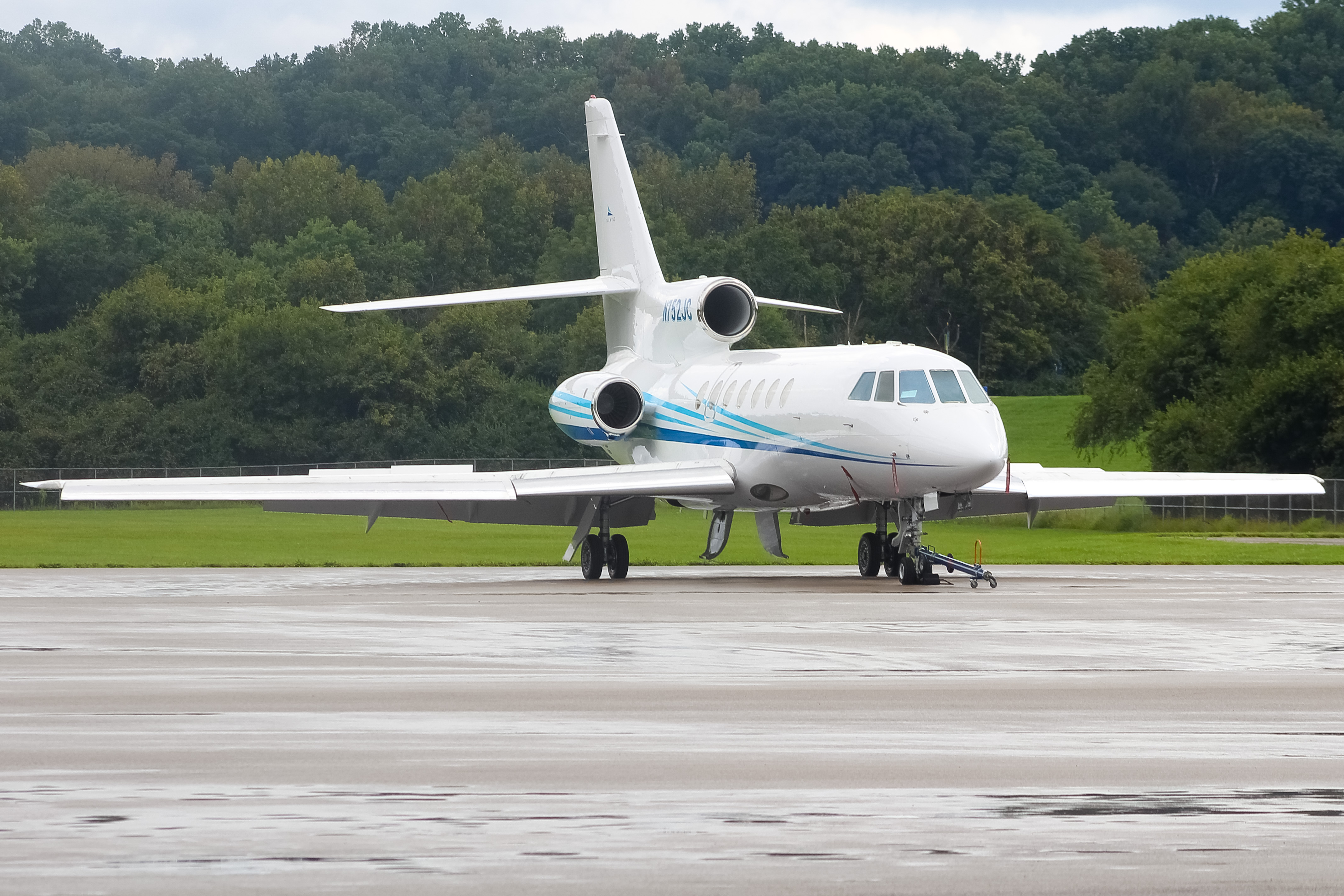 Full size: PRIVATE Dassault Falcon 50 N752JC at Cincinnati Municipal Airport/Lunken Field