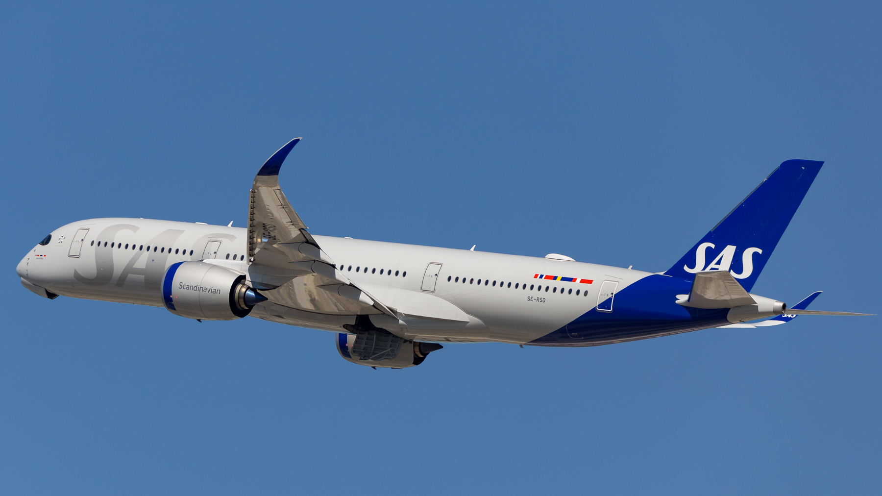 Full size: Scandinavian Airlines Airbus A350-900 SE-RSD at Los Angeles International Airport