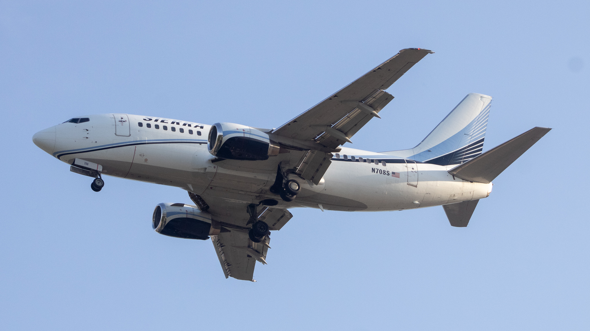 Full size: Sierra Pacific Airlines Boeing 737-500 N708S at Baltimore/Washington International Thurgood Marshall Airport