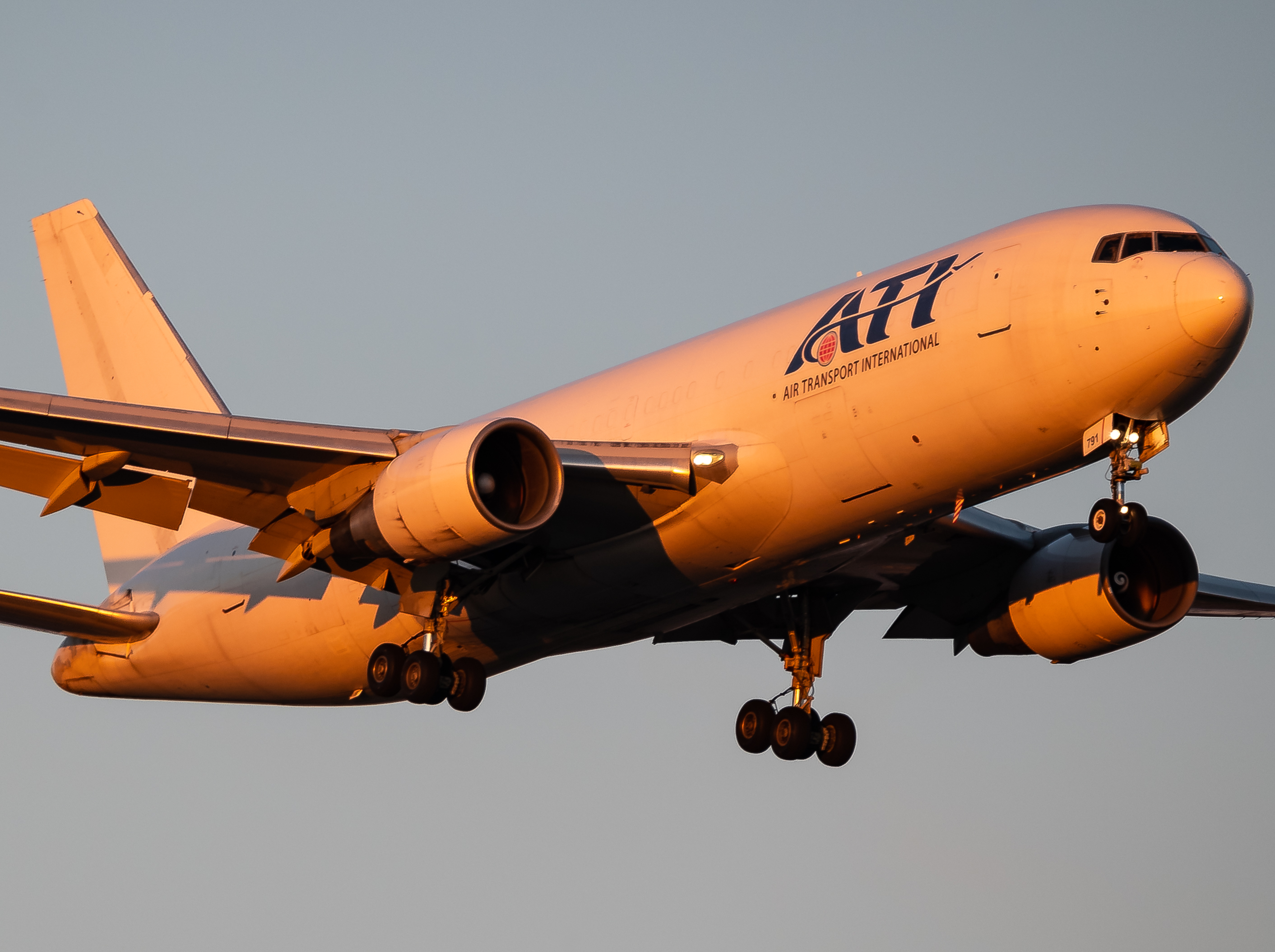 Full size: Air Transport International Boeing 767-200F N791AX at Cincinnati/Northern Kentucky International Airport