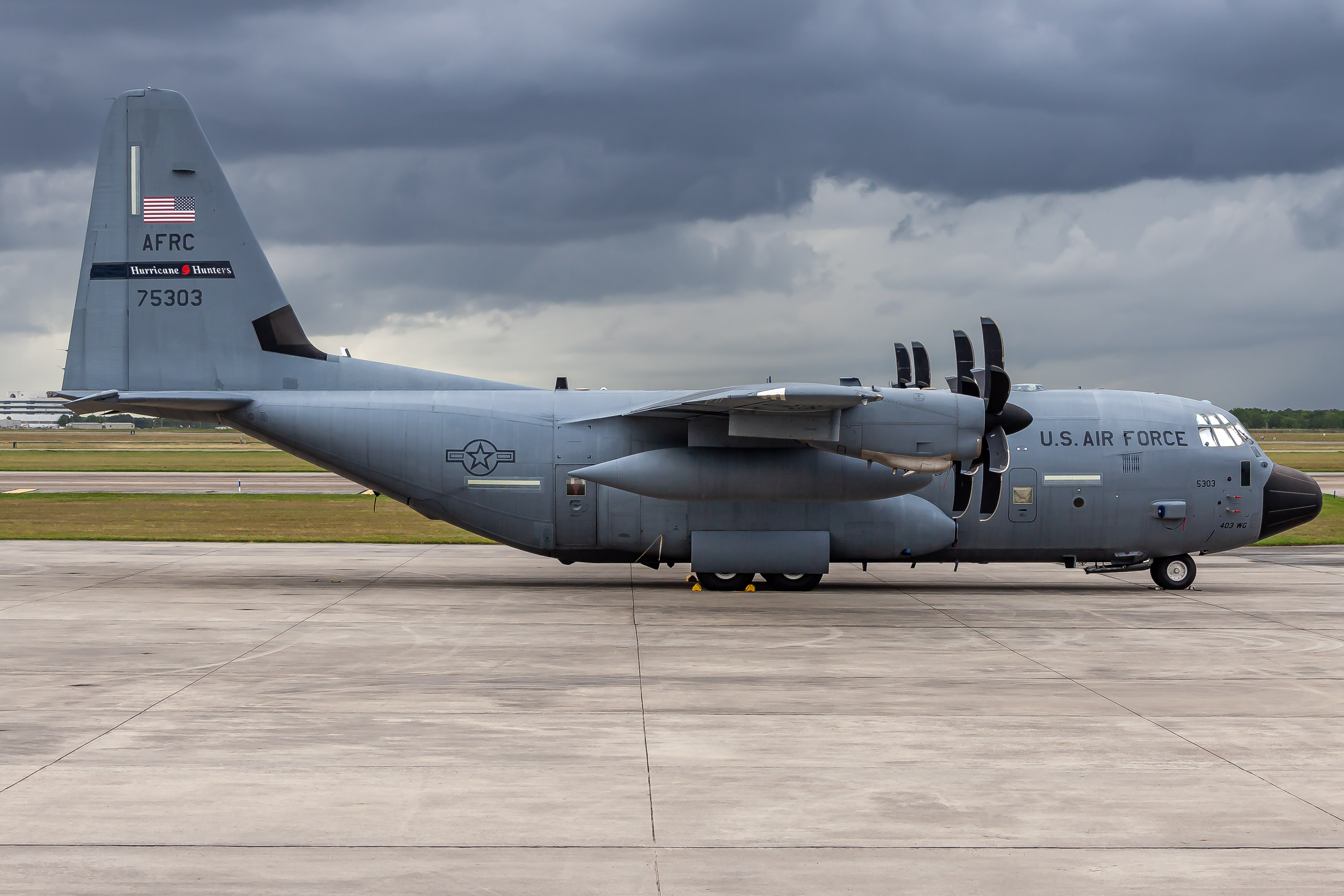 Full size: USAF - United States Air Force Lockheed WC-130J 97-5303 at Ellington Airport