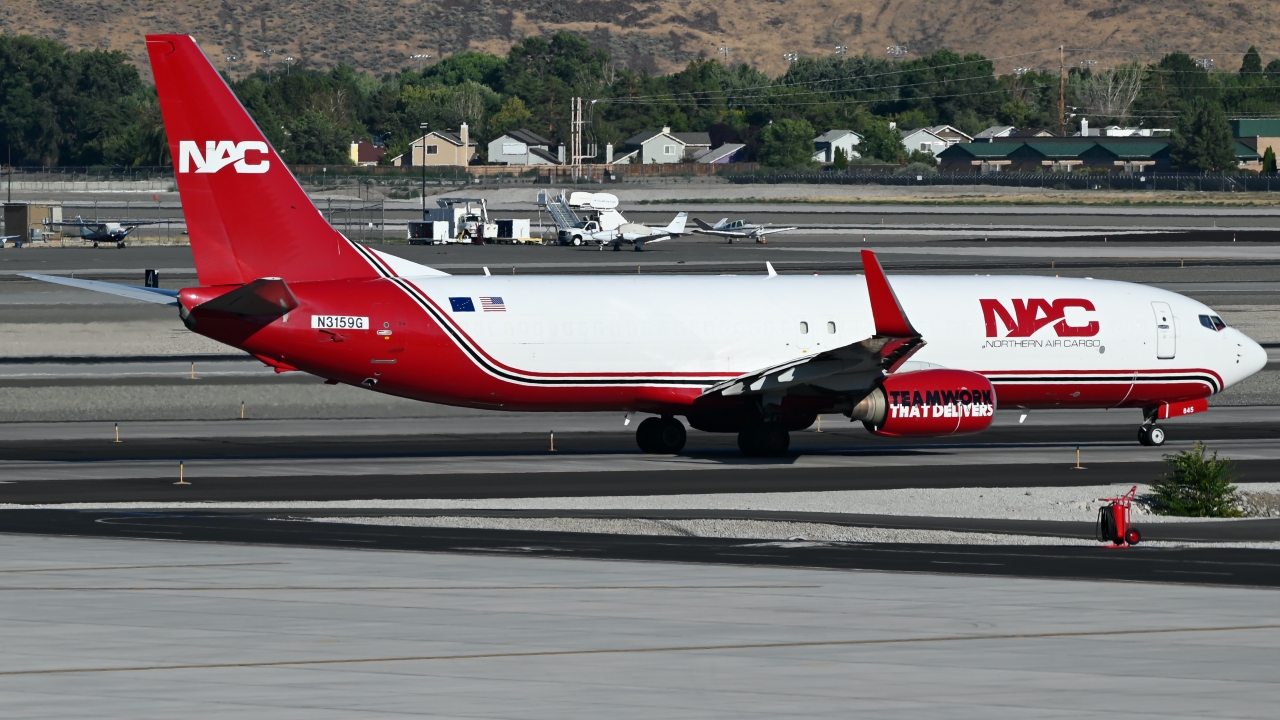 Full size: Northern Air Cargo Boeing 737-800F N3159G at Reno/Tahoe International Airport