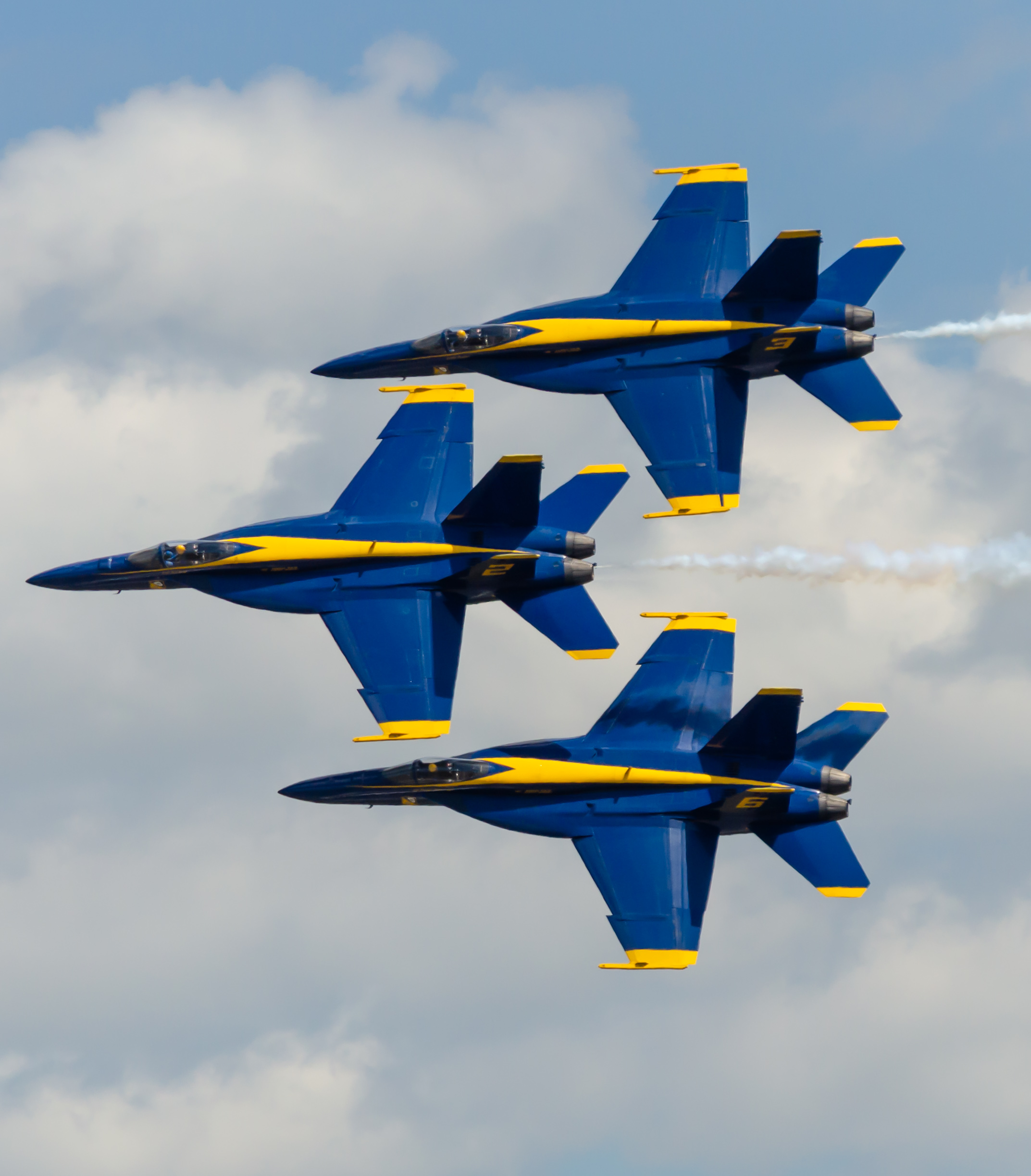 Full size: US Navy Boeing F/A-18E/F Super Hornet 165539 at NAS Pensacola