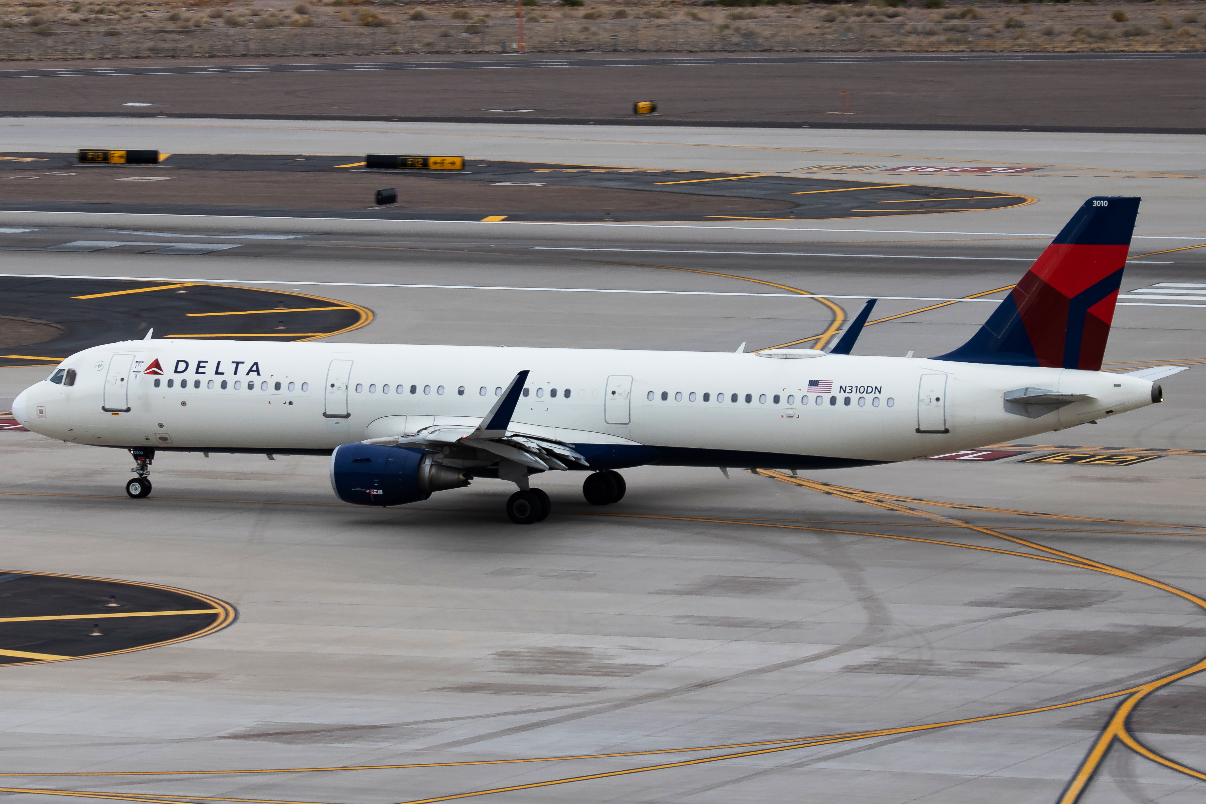 Full size: Delta Airlines Airbus A321-200 N310DN at Phoenix Sky Harbor International Airport