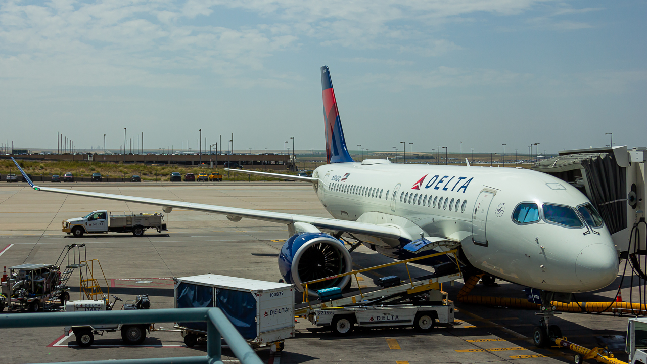 Full size: Delta Airlines Airbus A220-100 N123DQ at Hartsfield-Jackson Atlanta International Airport