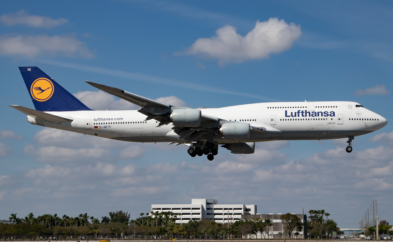 Full size: Lufthansa Boeing 747-8i D-ABYK at Miami International Airport