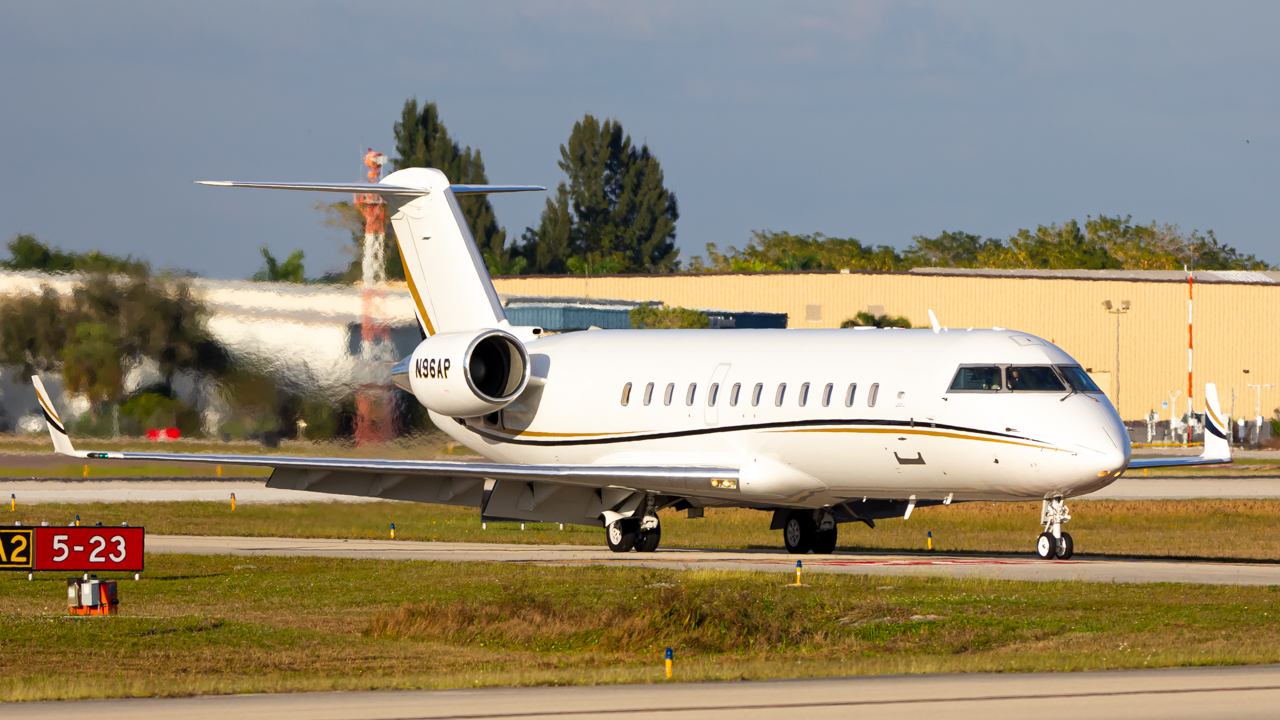 Full size: PRIVATE Mitsubishi CRJ-200 N96AP at Naples Municipal Airport
