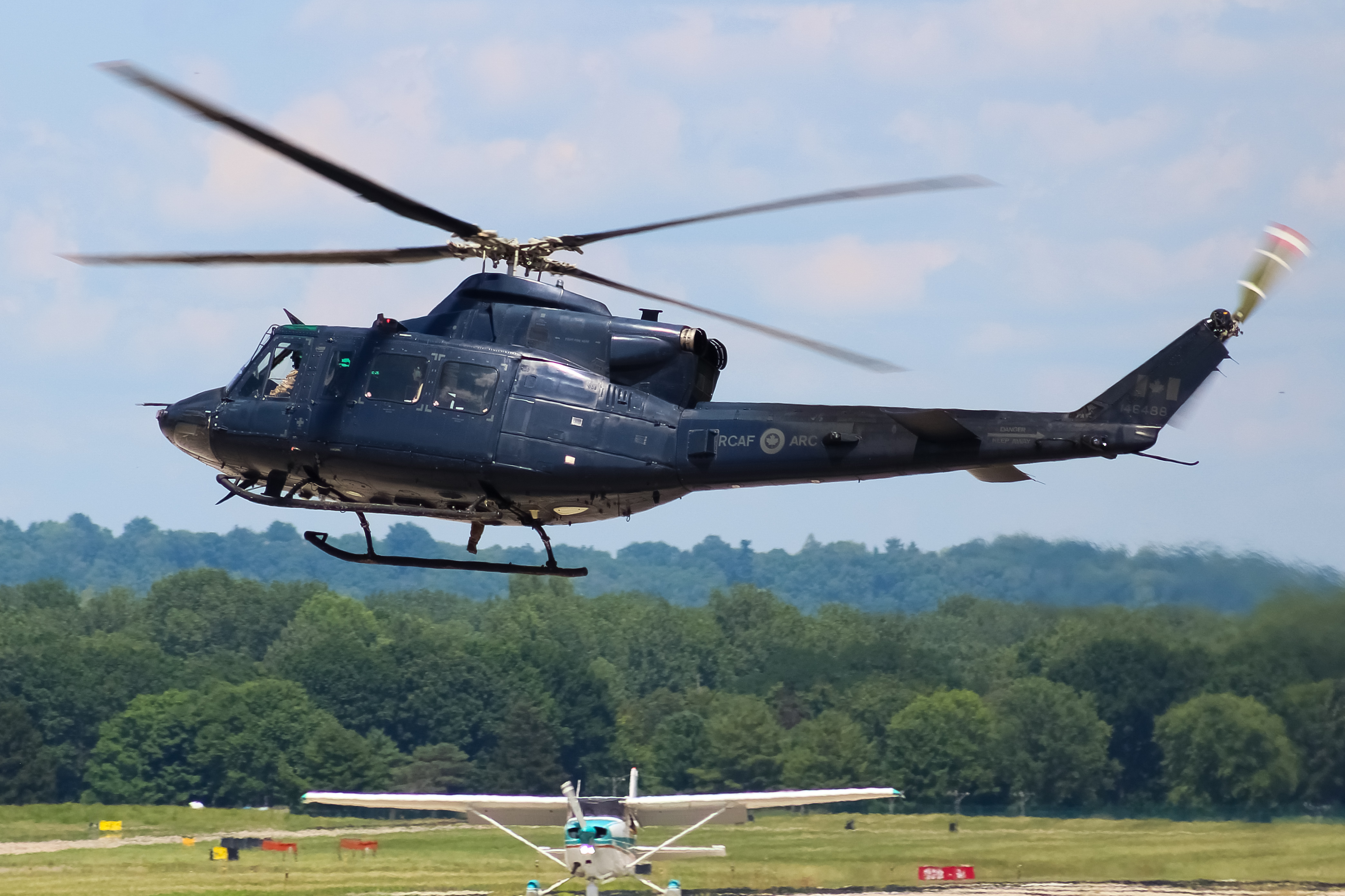 Full size: Royal Canadian Air Force Bell CH-146 Griffon 146488 at Cincinnati Municipal Airport/Lunken Field