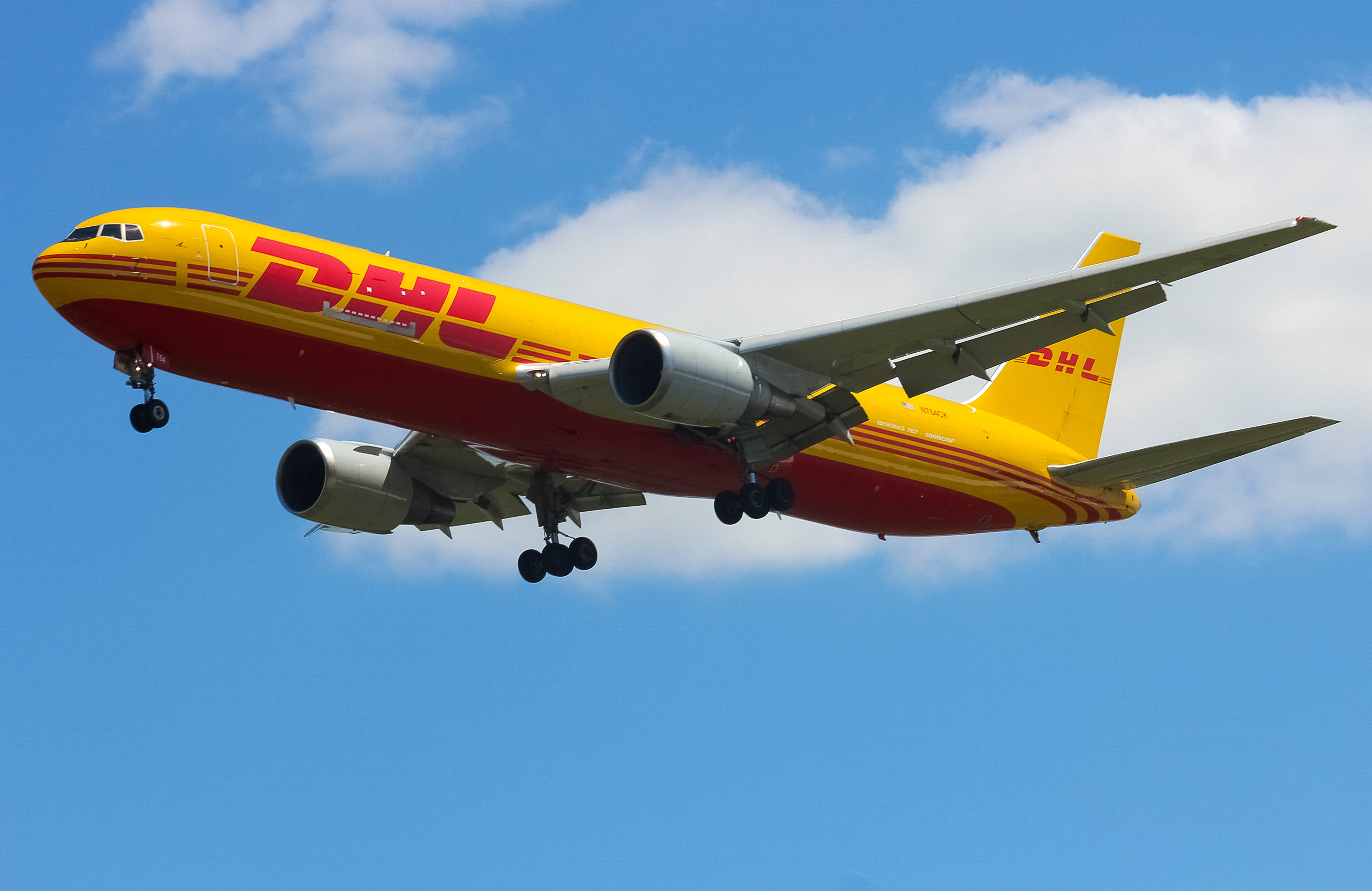Full size: Kalitta Air Boeing 767-300F N764CK at Cincinnati/Northern Kentucky International Airport