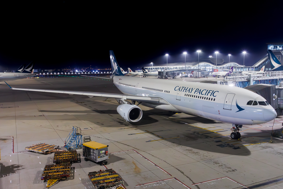 Full size: Cathay Pacific Airbus A330-300 B-LBB at Hong Kong International Airport