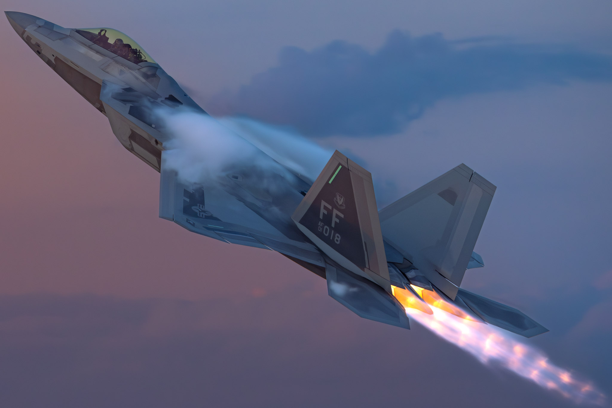 Full size: USAF - United States Air Force Lockheed Martin F-22A Raptor 01018 at Wittman Regional Airport
