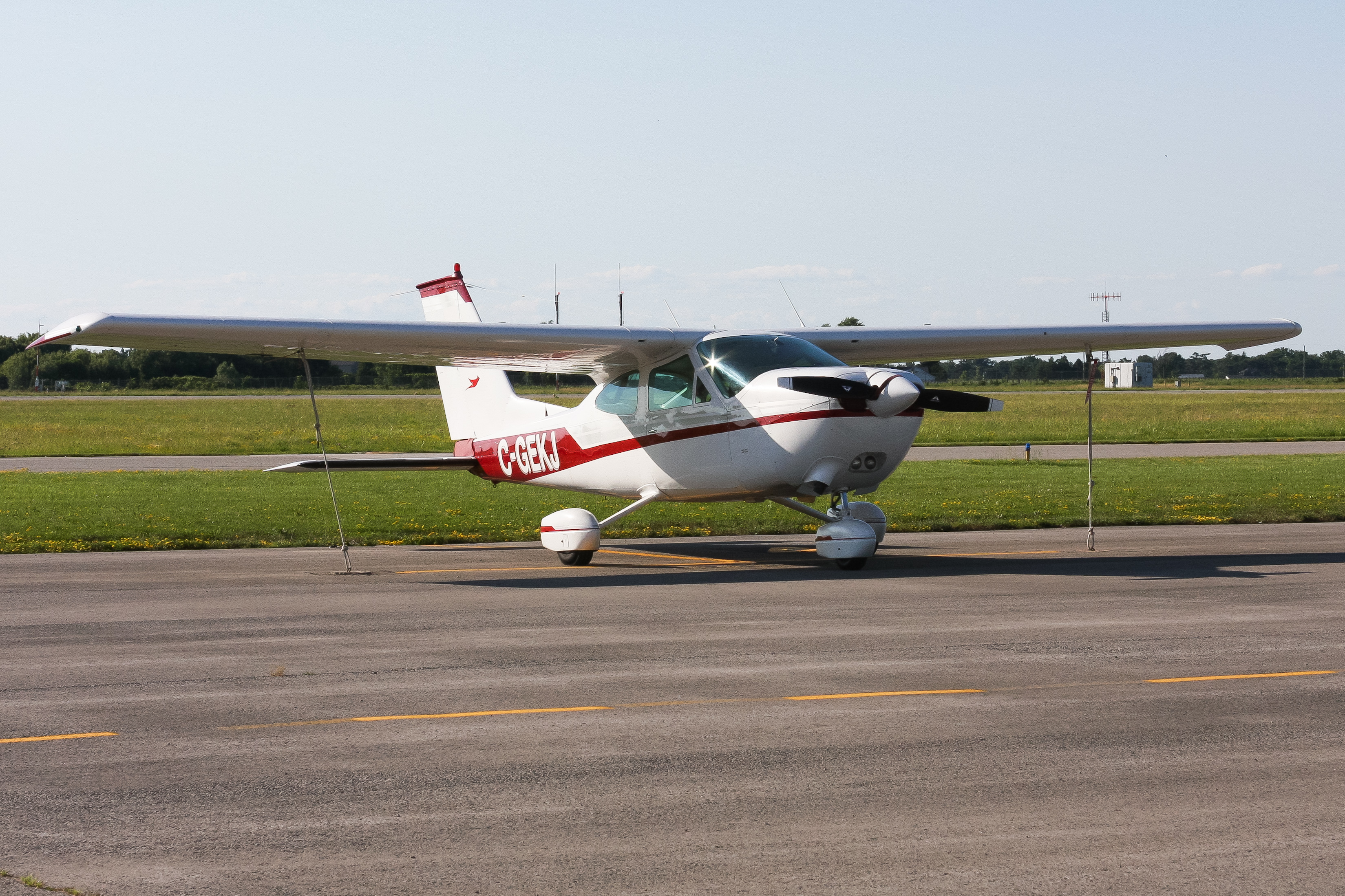 Full size: PRIVATE Cessna 172 C-GEKJ at Cochrane Airport