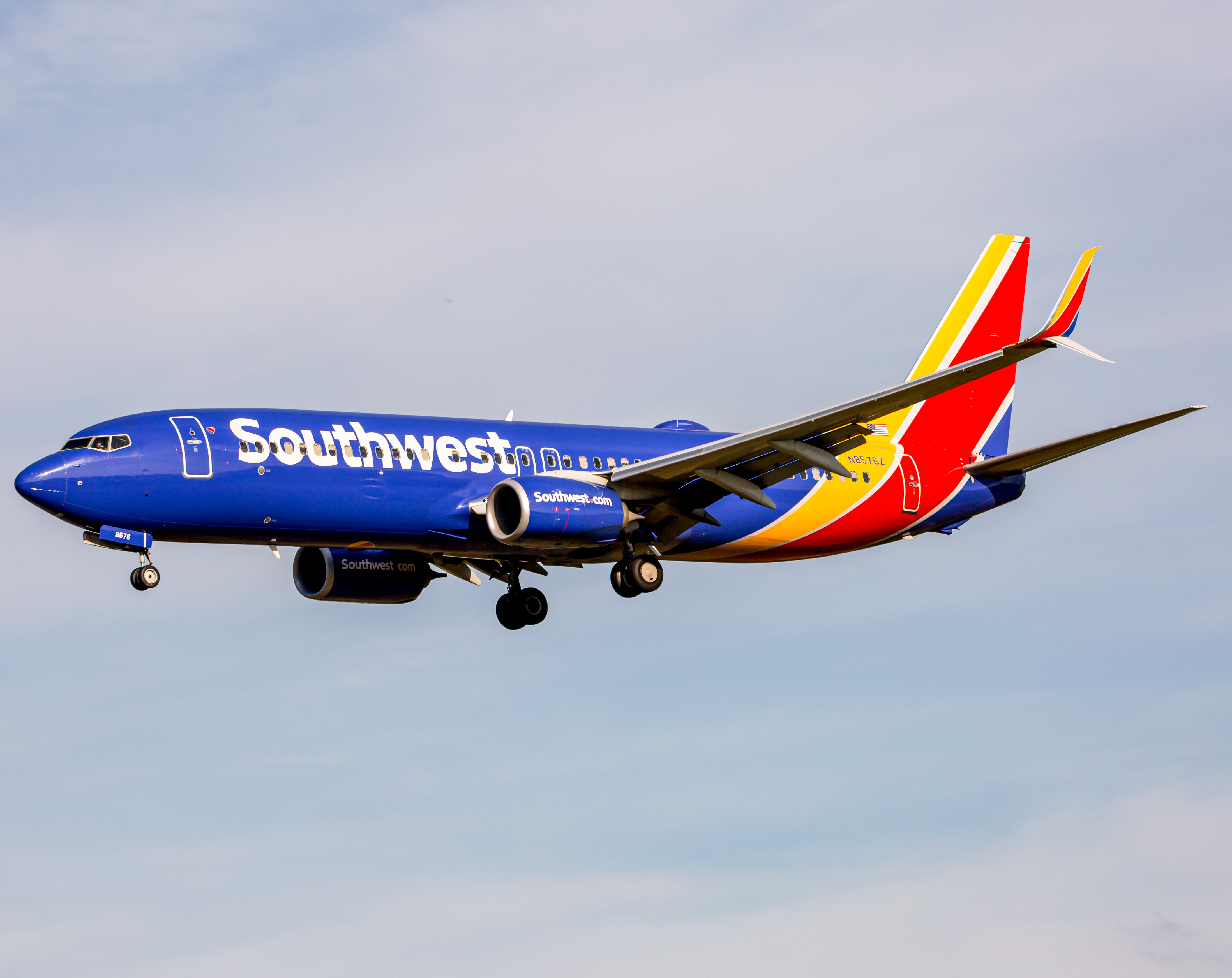Full size: Southwest Airlines Boeing 737-800 N8576Z at Baltimore/Washington International Thurgood Marshall Airport