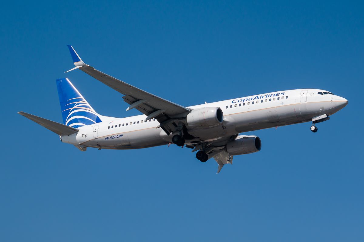 Full size: Copa Airlines Boeing 737-800 HP-1850CMP at Mexico City International Airport