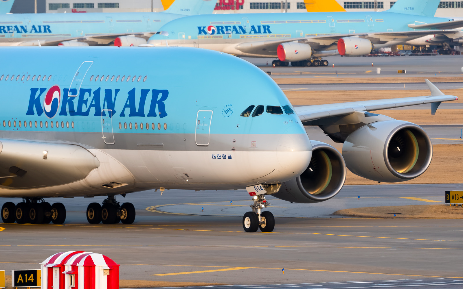 ✨New!! Korean AIR ／ 約1/150／エアバスA380 Korean Air boosts US capacity with more A380 flights and