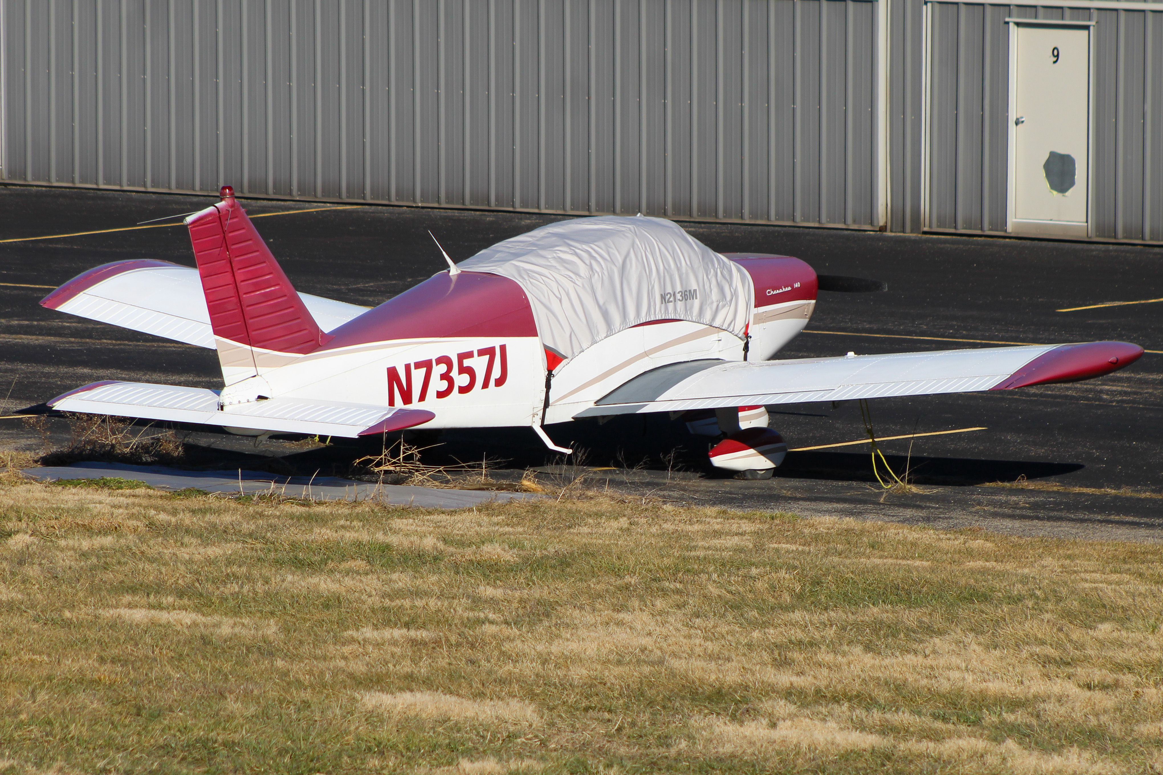 Full size: PRIVATE Piper Cherokee  N7357J at Cincinnati Municipal Airport/Lunken Field