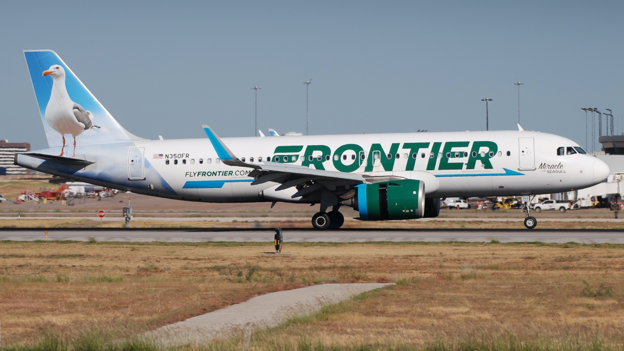 Full size: Frontier Airlines Airbus A320NEO N350FR at Dallas-Fort Worth International Airport