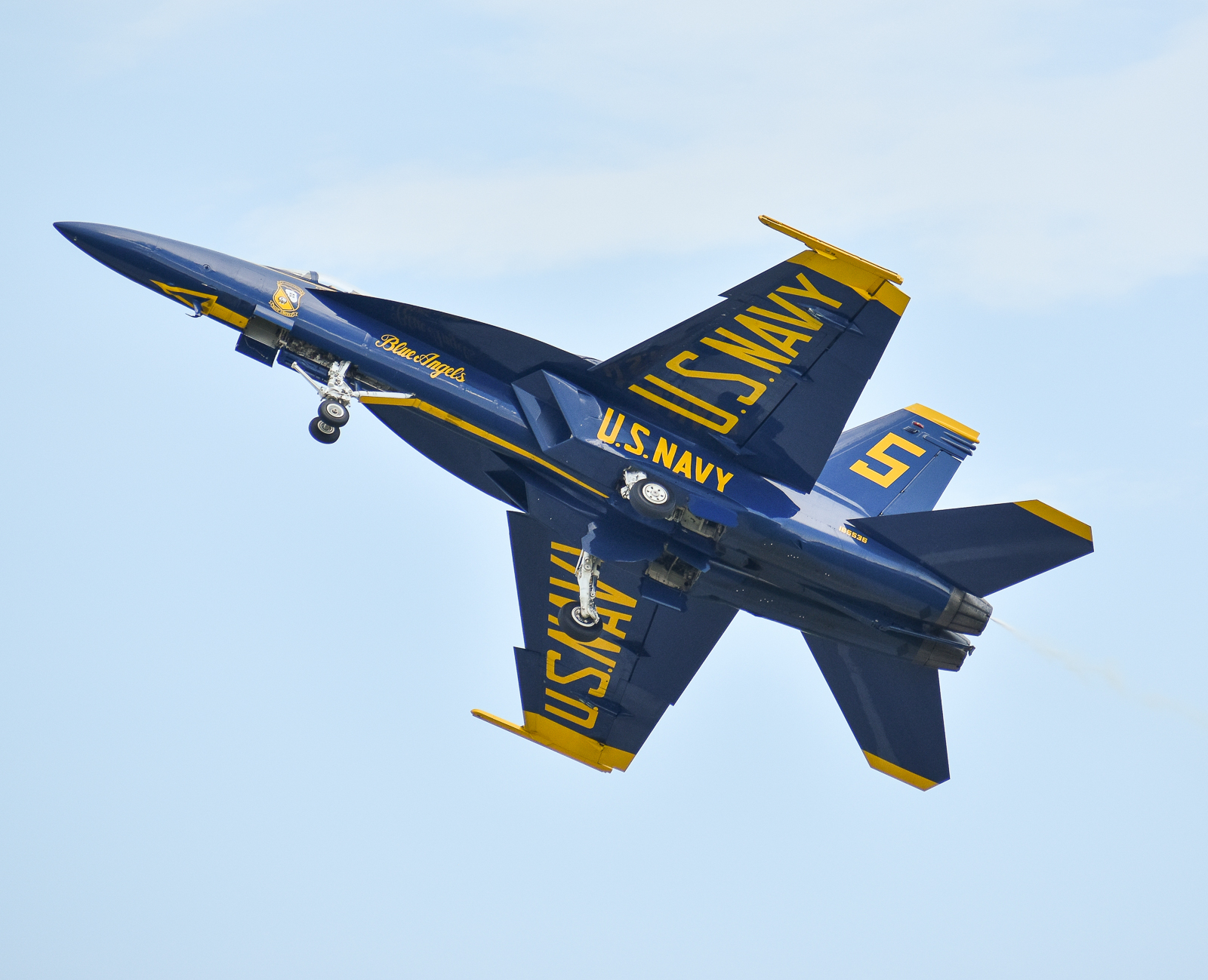 Full size: Blue Angels F-18 Super Hornet N/A at London International Airport