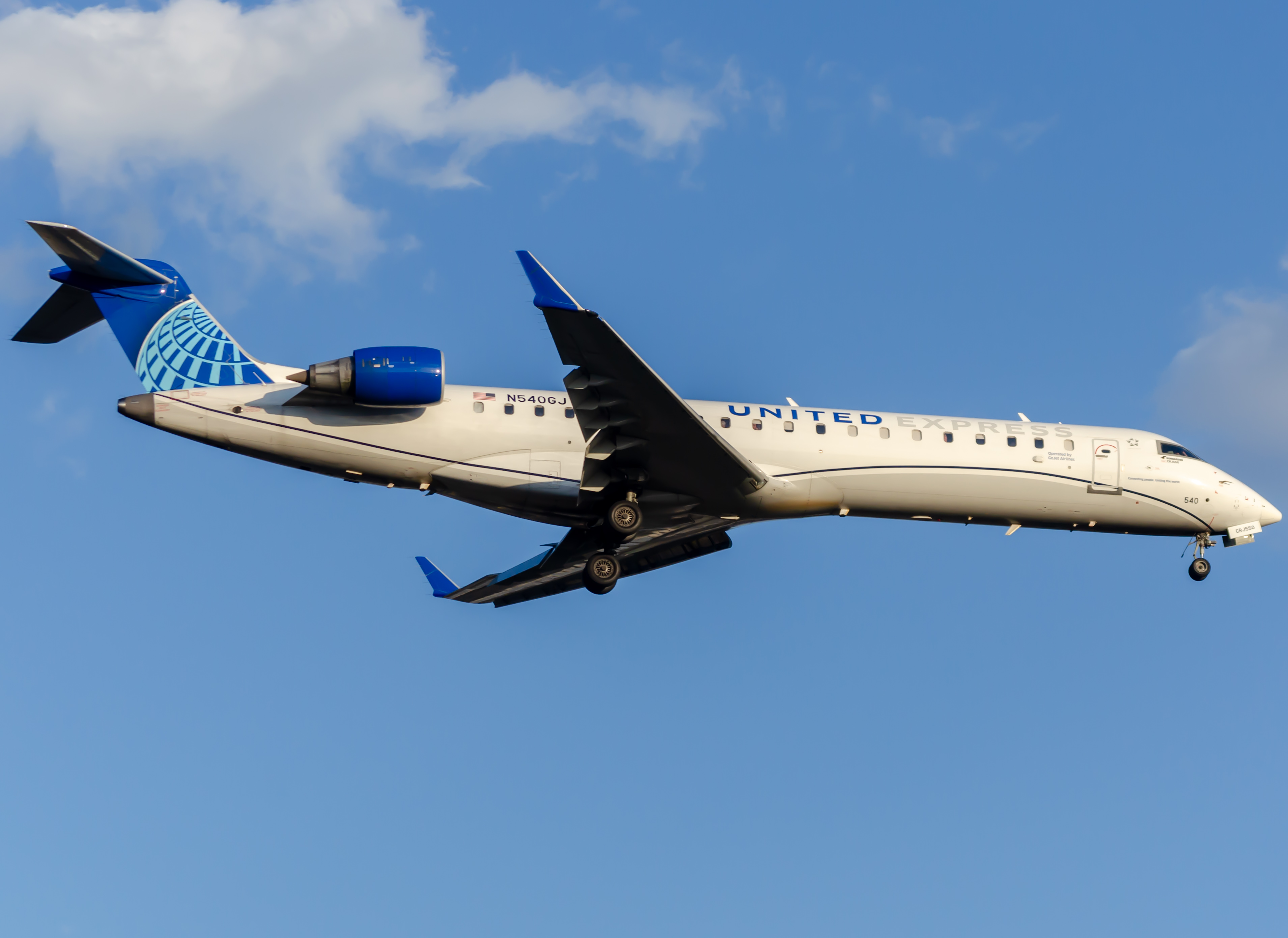 Full size: United Express Mitsubishi CRJ-550 N540GJ at Newark Liberty International Airport