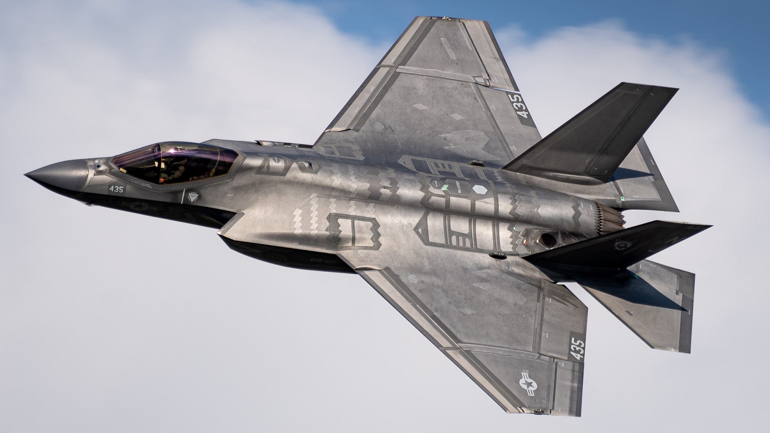 Full size: USN - United States Navy Lockheed Martin F-35 Lightning 169303 at Wittman Regional Airport