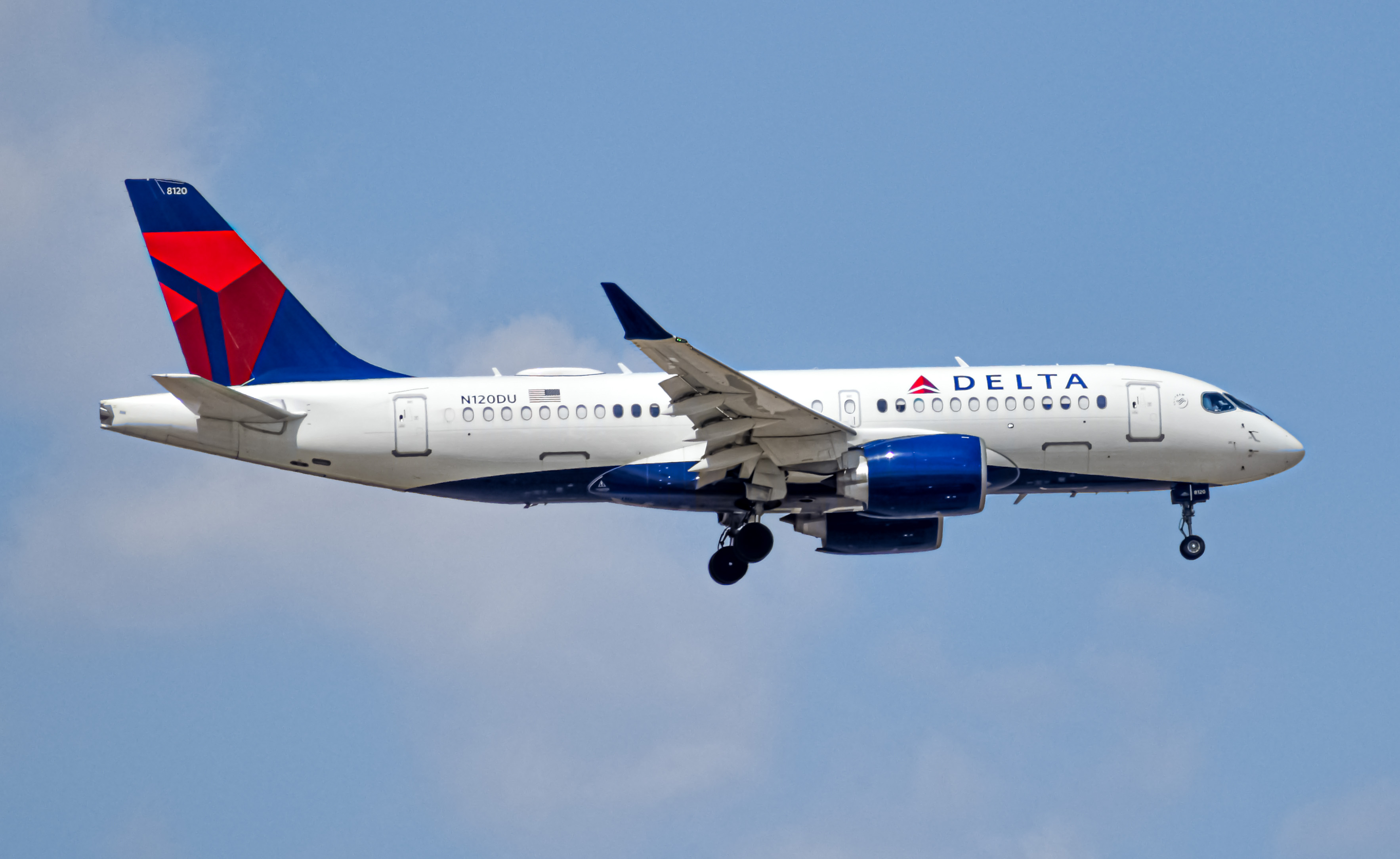 Full size: Delta Airlines Airbus A220-100 N120DU at Denver International Airport