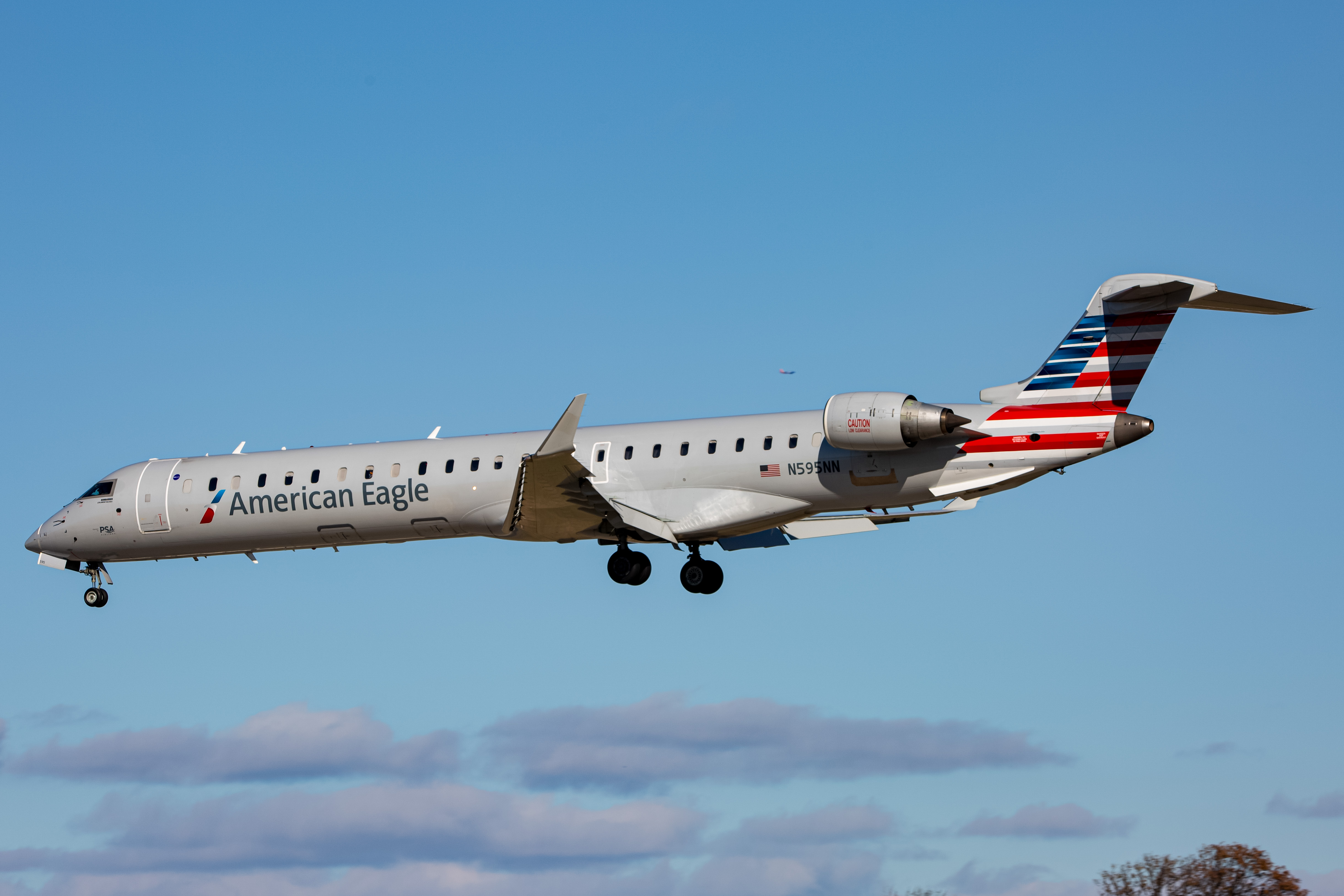 Full size: PSA Airlines Mitsubishi CRJ-900 N595NN at Baltimore/Washington International Thurgood Marshall Airport